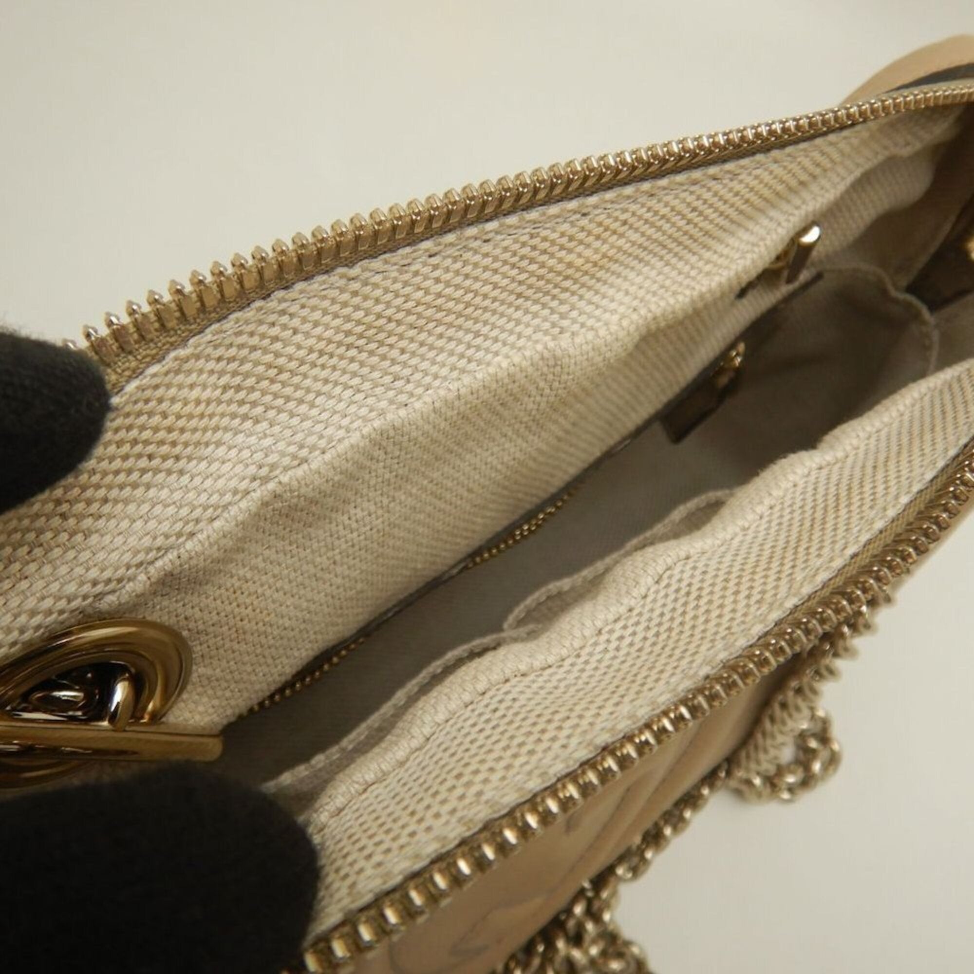 Gucci Soho Beige Leather Shoulder Bag (Pre-Owned)