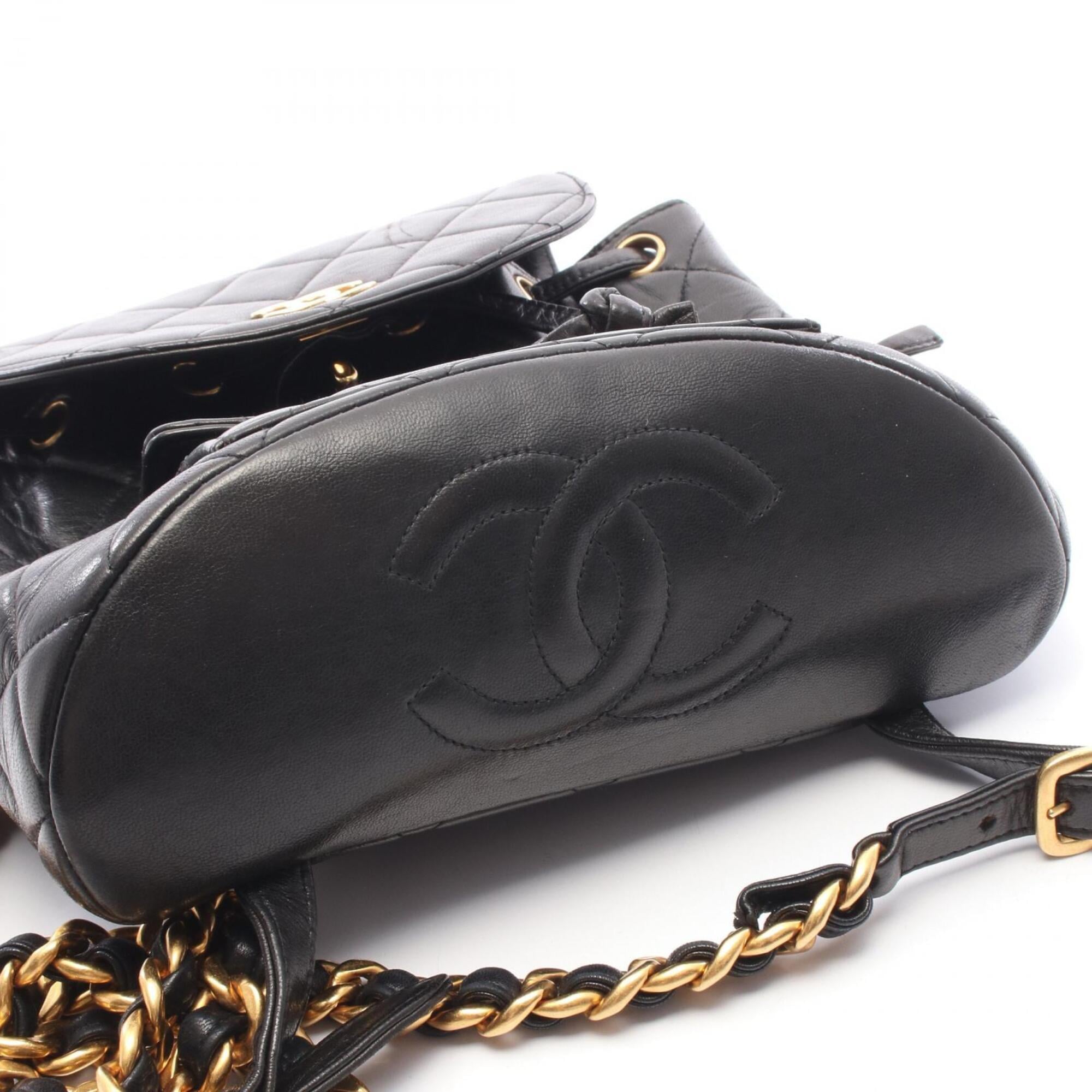 Chanel Black Leather Backpack Handbag (Pre-Owned)
