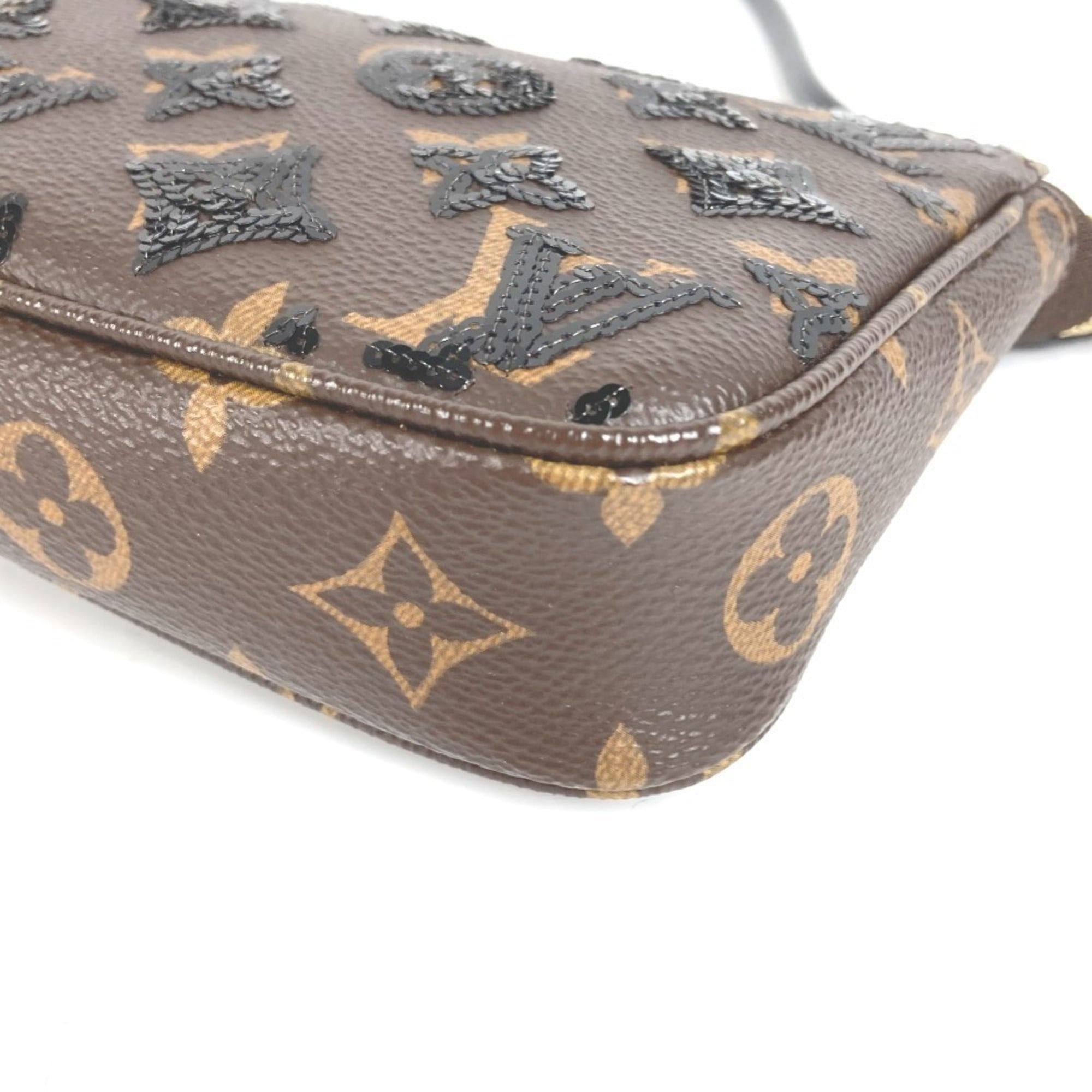 Louis Vuitton Brown Monogram Monogram Canvas Shoulder Bag (Pre-Owned)