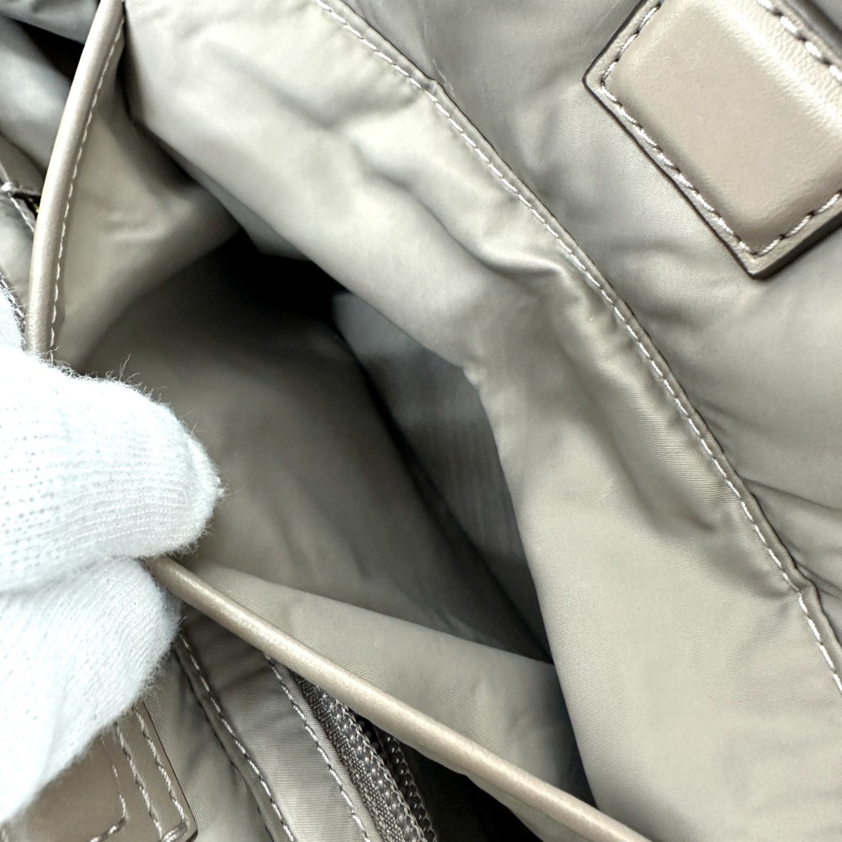 Tory Burch Gray Other Tote Bag (Pre-Owned)