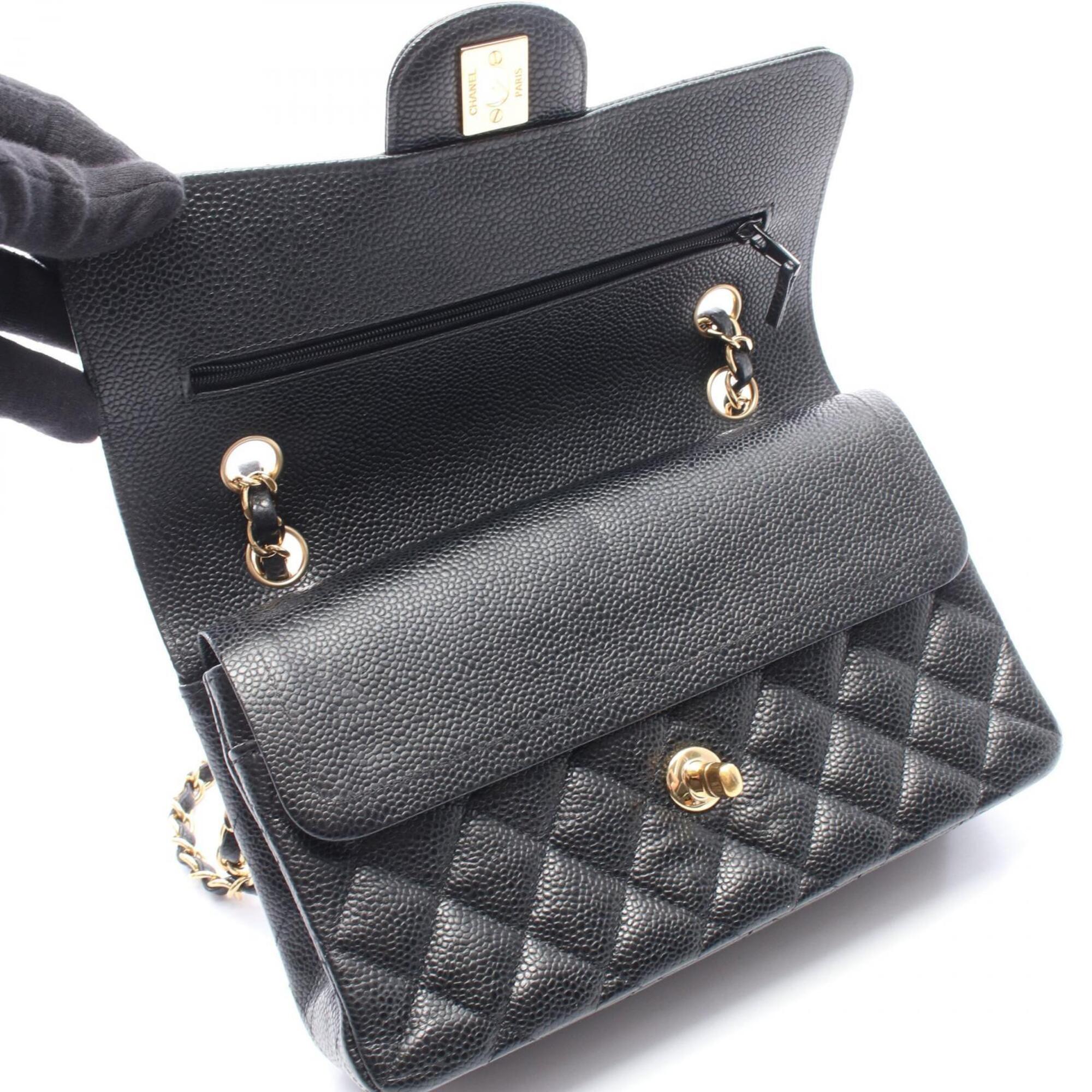 Chanel Black Leather Handbag Shoulder Bag (Pre-Owned)