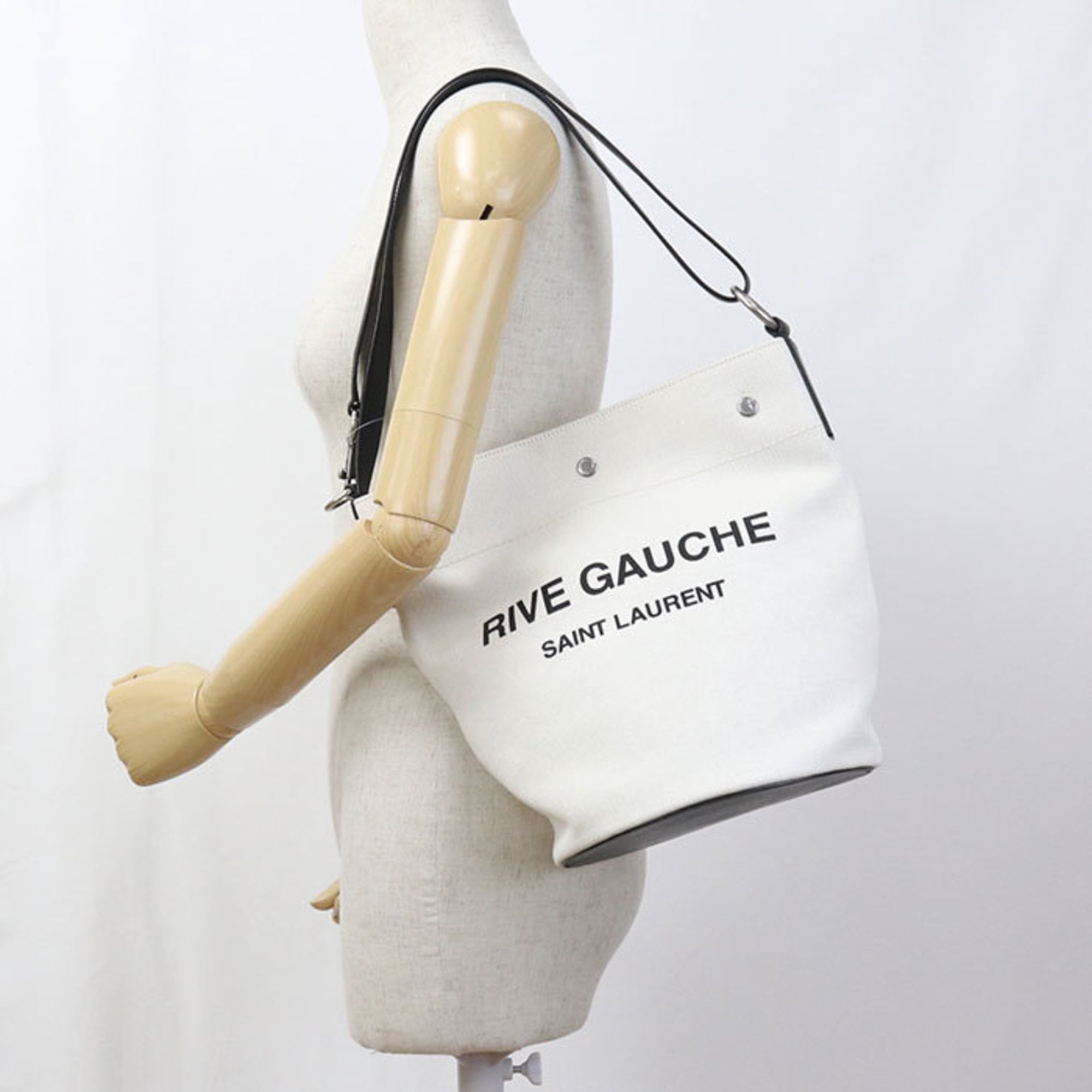 Saint Laurent White Canvas Pouch Shoulder Bag (Pre-Owned)