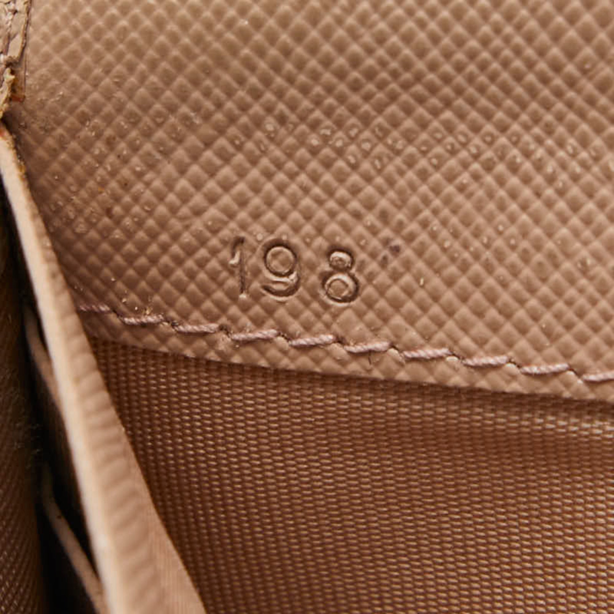 Prada Beige Leather Long Wallet (Tri-Fold) (Pre-Owned)