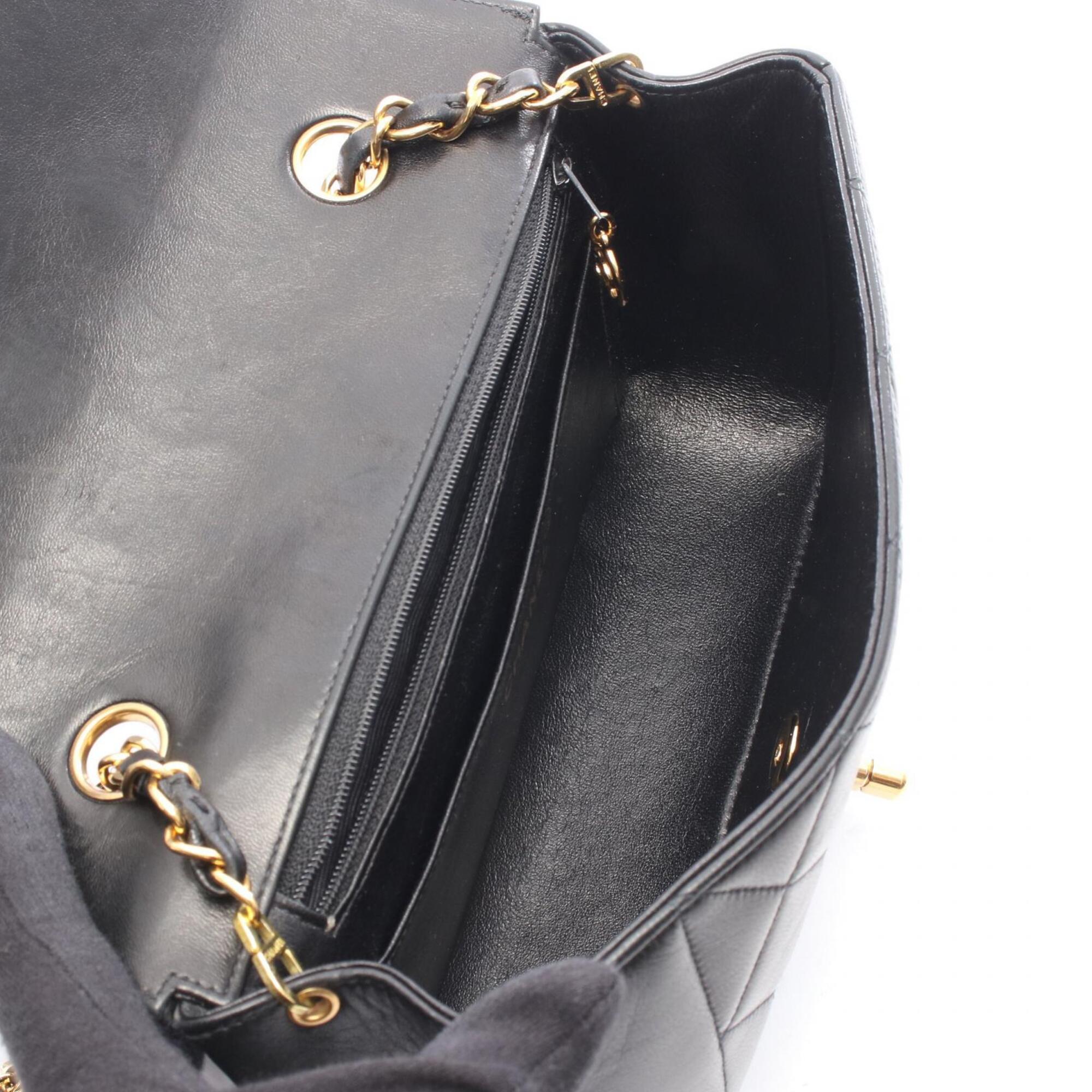 Chanel Black Leather Handbag Shoulder Bag (Pre-Owned)