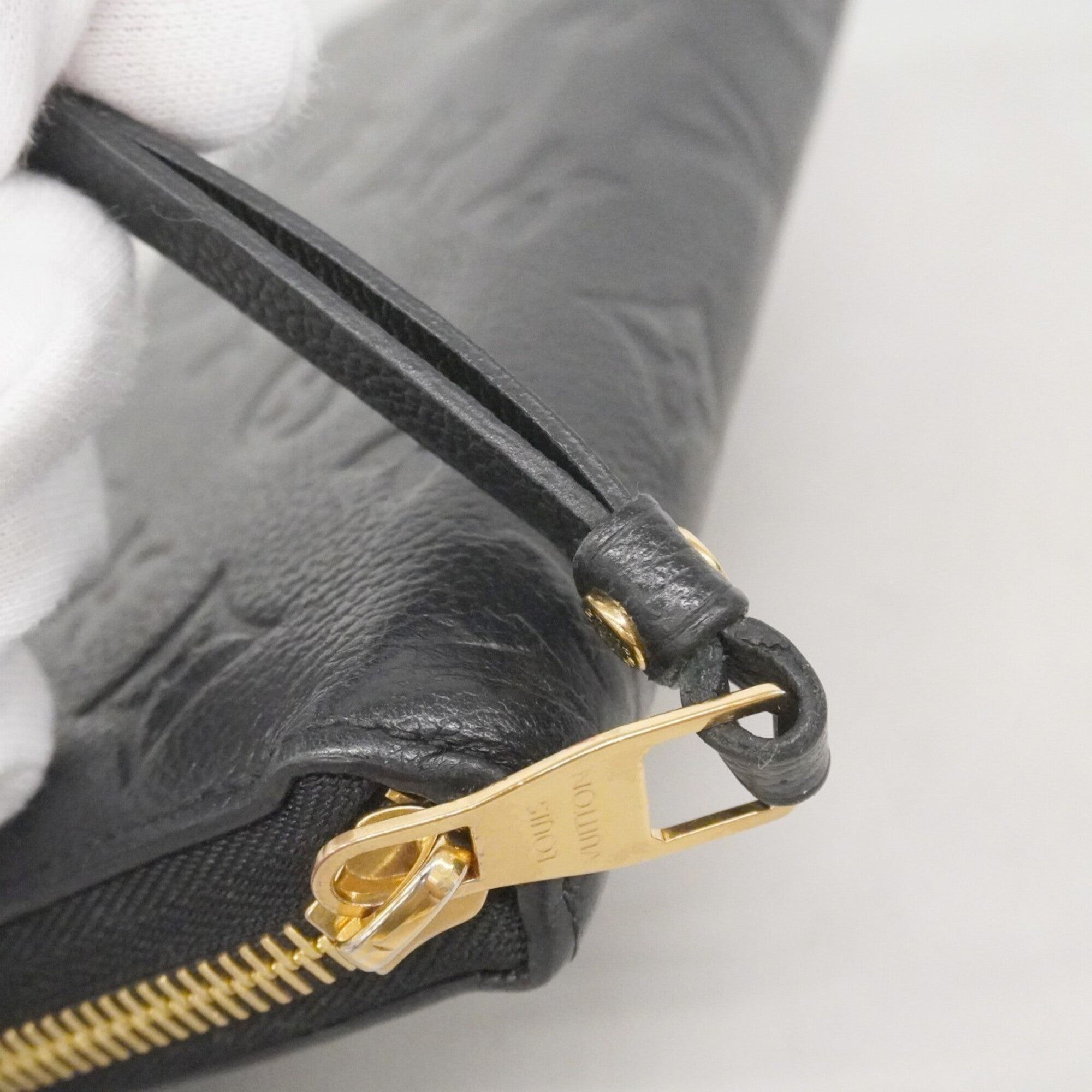 Louis Vuitton Noir Long Wallet (Bi-Fold) (Pre-Owned)