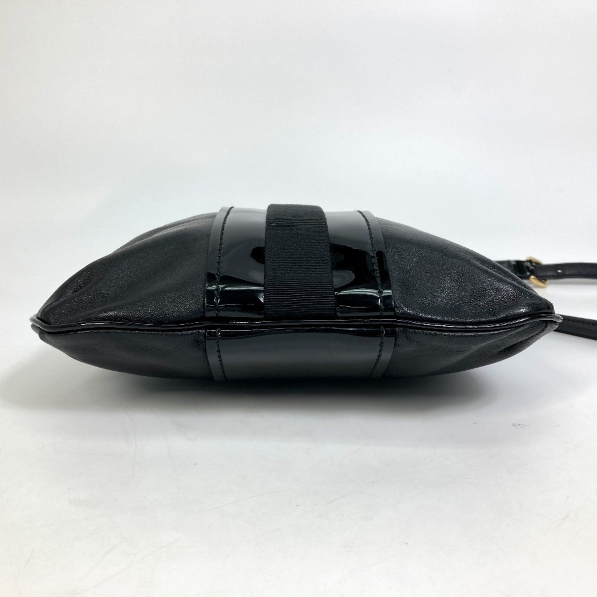 Salvatore Ferragamo Black Other Shoulder Bag (Pre-Owned)