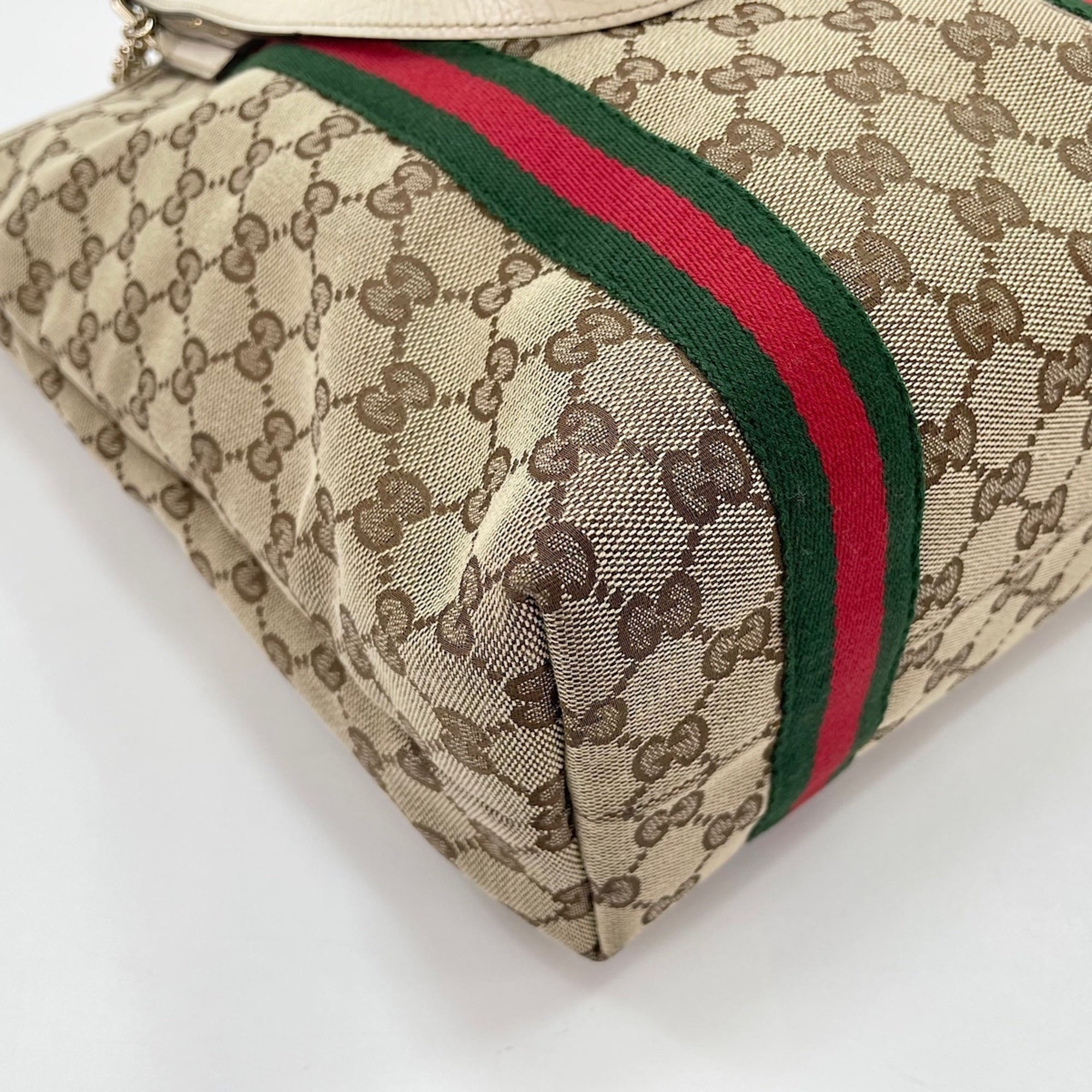 Gucci Sherry Line Beige Handbag (Pre-Owned)