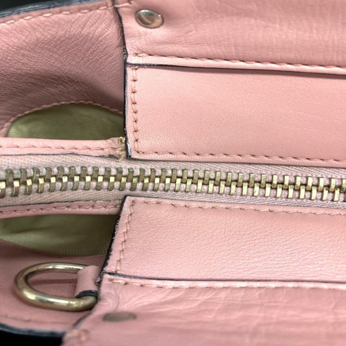 Valentino Pink Leather Handbag Shoulder Bag (Pre-Owned)