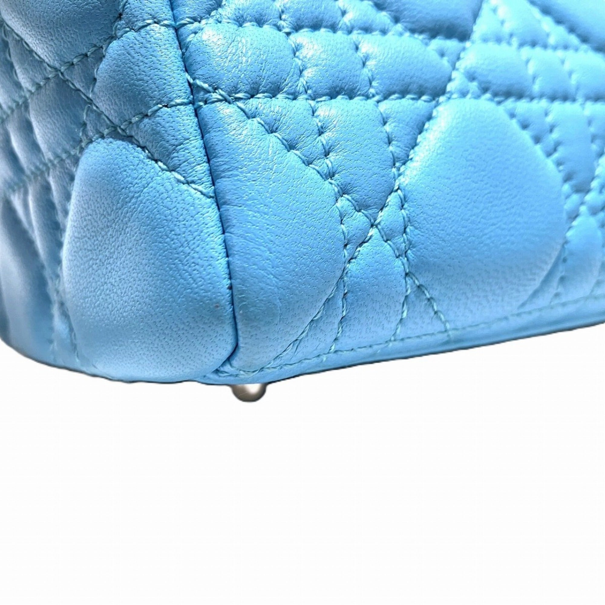 Christian Dior Sky Blue Leather Handbag (Pre-Owned)