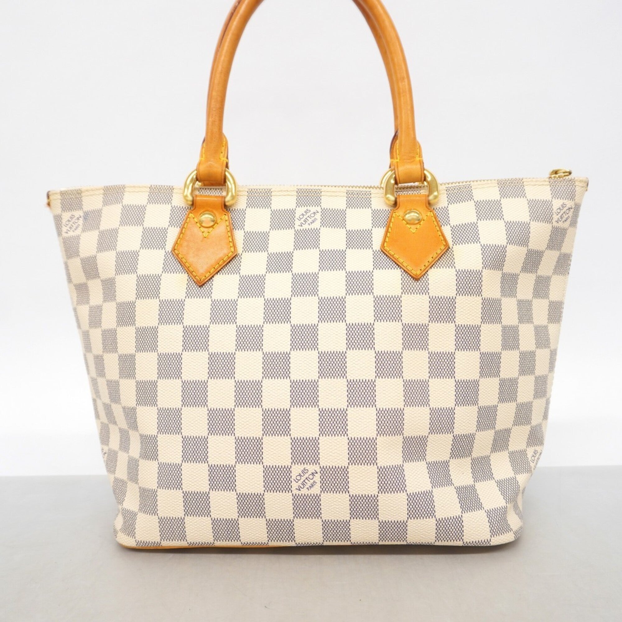 Louis Vuitton White Tote Bag (Pre-Owned)