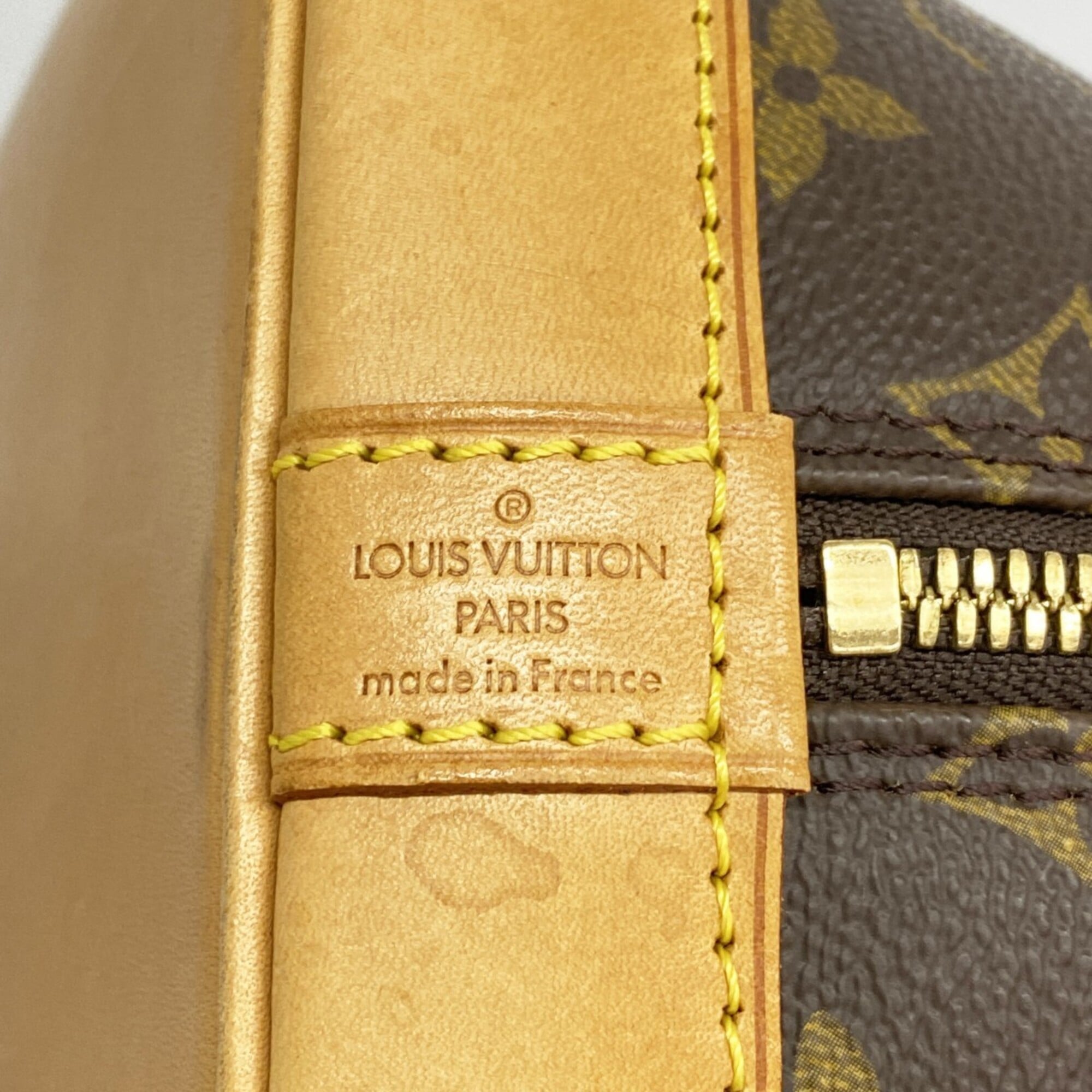 Louis Vuitton Brown Handbag (Pre-Owned)