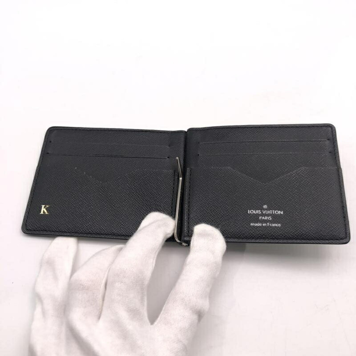 Louis Vuitton Taiga Black Taiga Leather Money Clip (Pre-Owned)