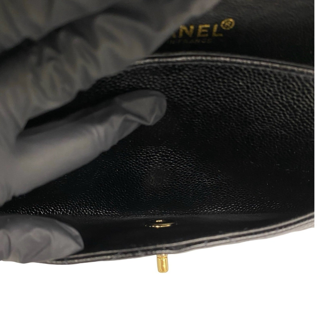 Chanel Black Grained Calfskin Pochette Shoulder Bag (Pre-Owned)