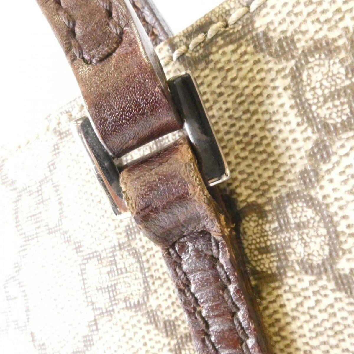 Gucci Beige Brown Gg Plus Handbag (Pre-Owned)