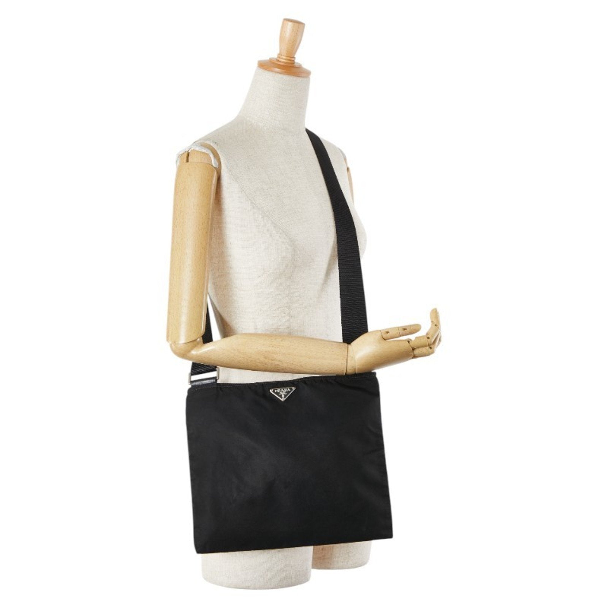 Prada Black Nylon Shoulder Bag (Pre-Owned)
