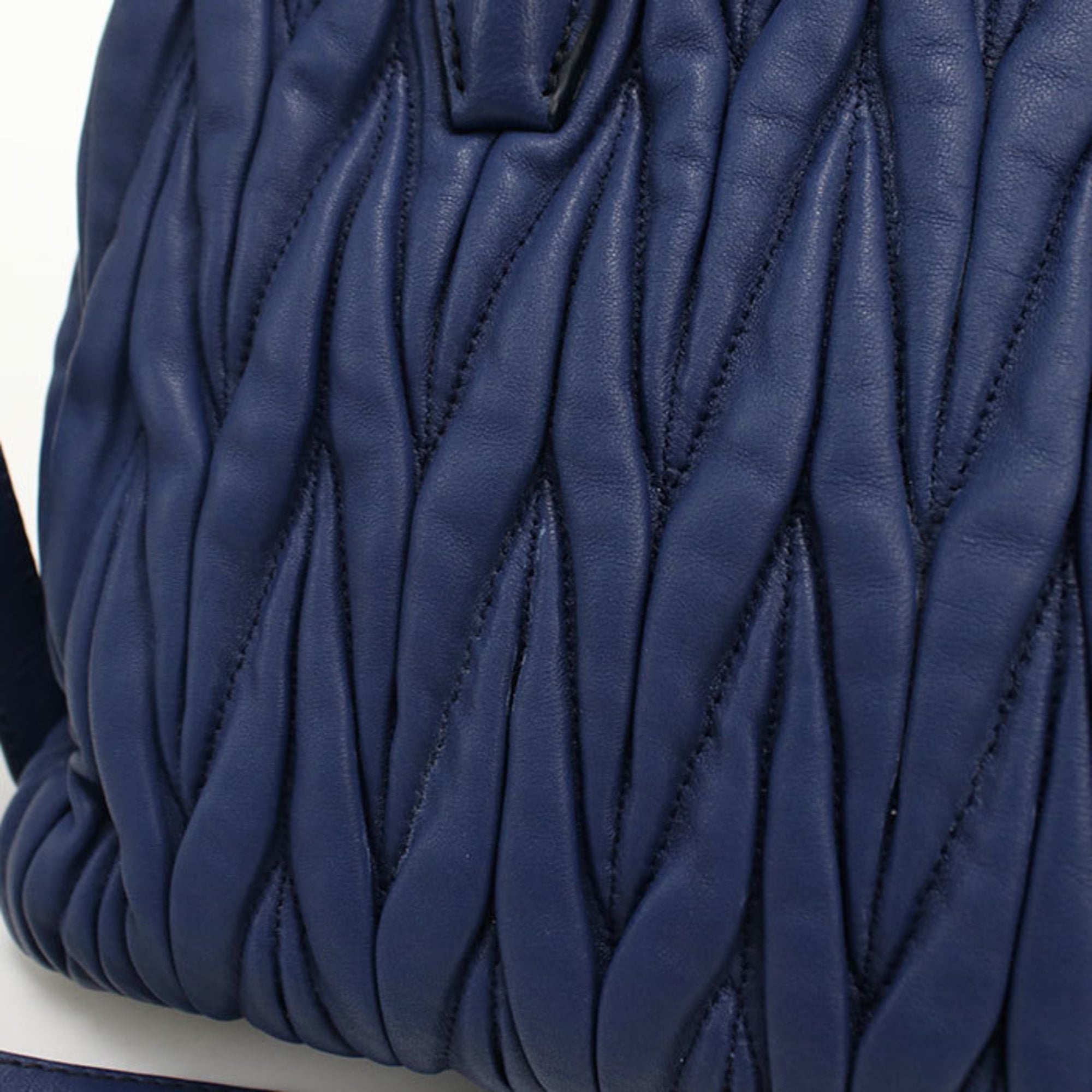 Miu Miu Blue Leather Tote Bag (Pre-Owned)