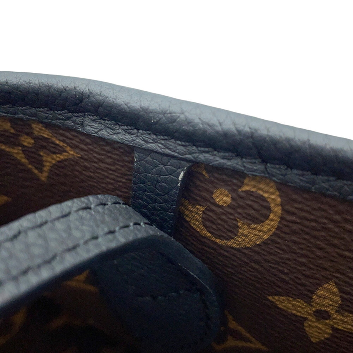 Louis Vuitton Monogram Black Noir Monogram Leather Handbag Tote Bag (Pre-Owned)