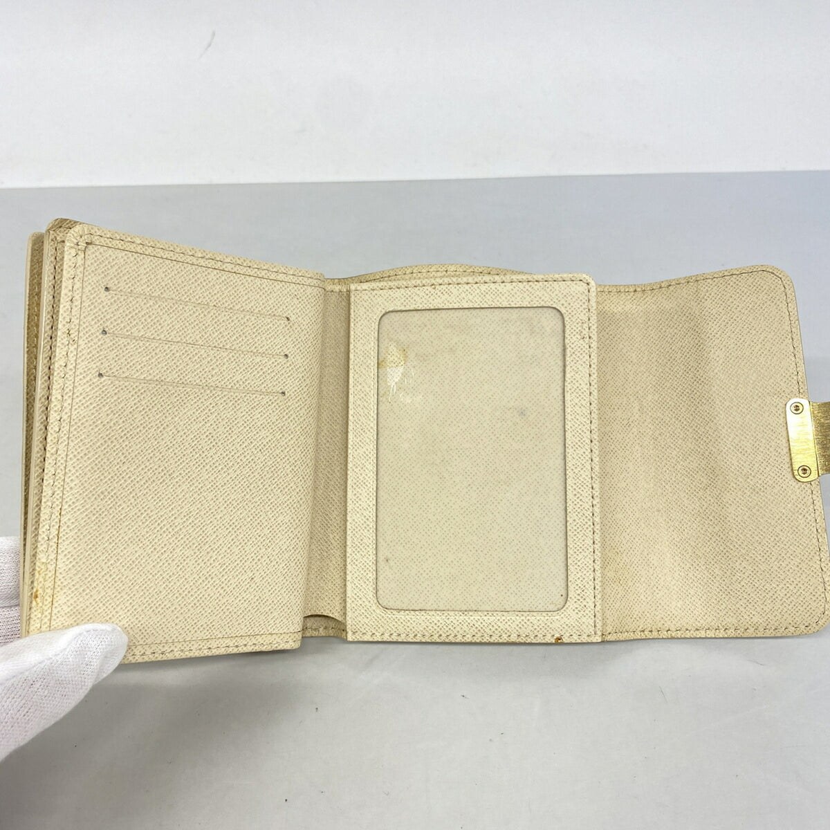 Louis Vuitton White Wallet (Tri-Fold) (Pre-Owned)