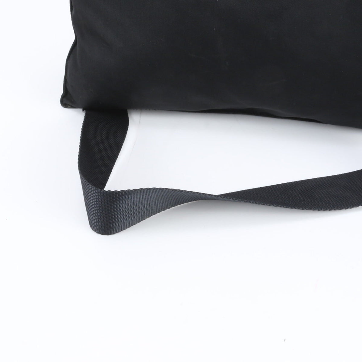 Prada Black Messenger Bag Shoulder Bag (Pre-Owned)