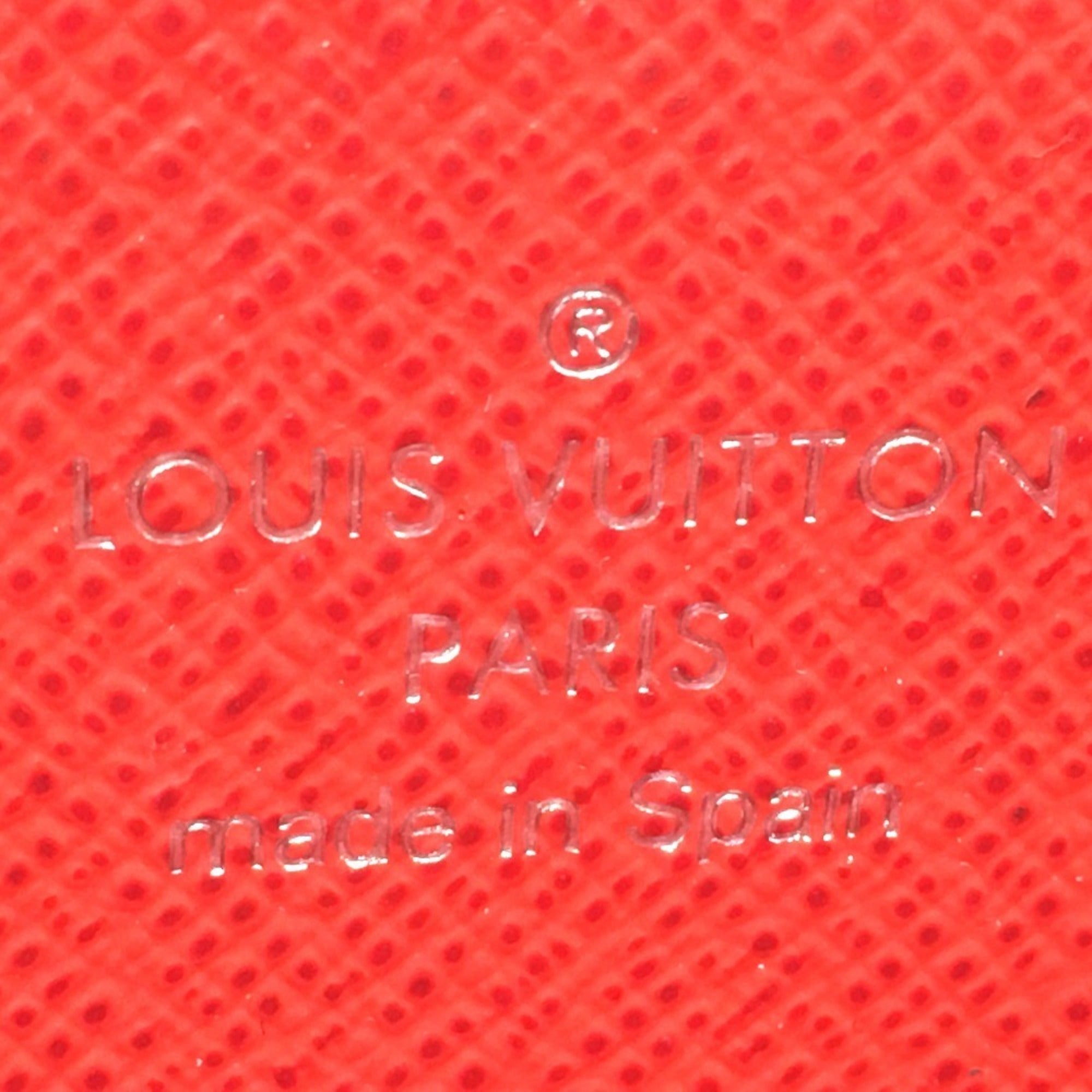 Louis Vuitton Epi Coquelicots Red Color Epi Leather Long Wallet (Bi-Fold) (Pre-Owned)