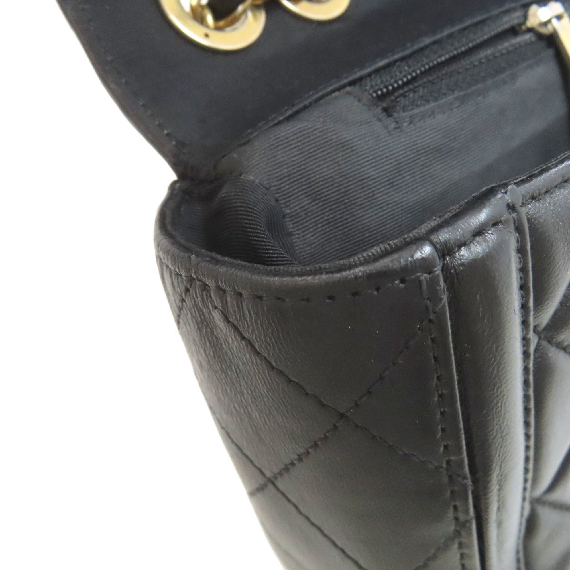 Chanel Black Leather Shoulder Bag (Pre-Owned)