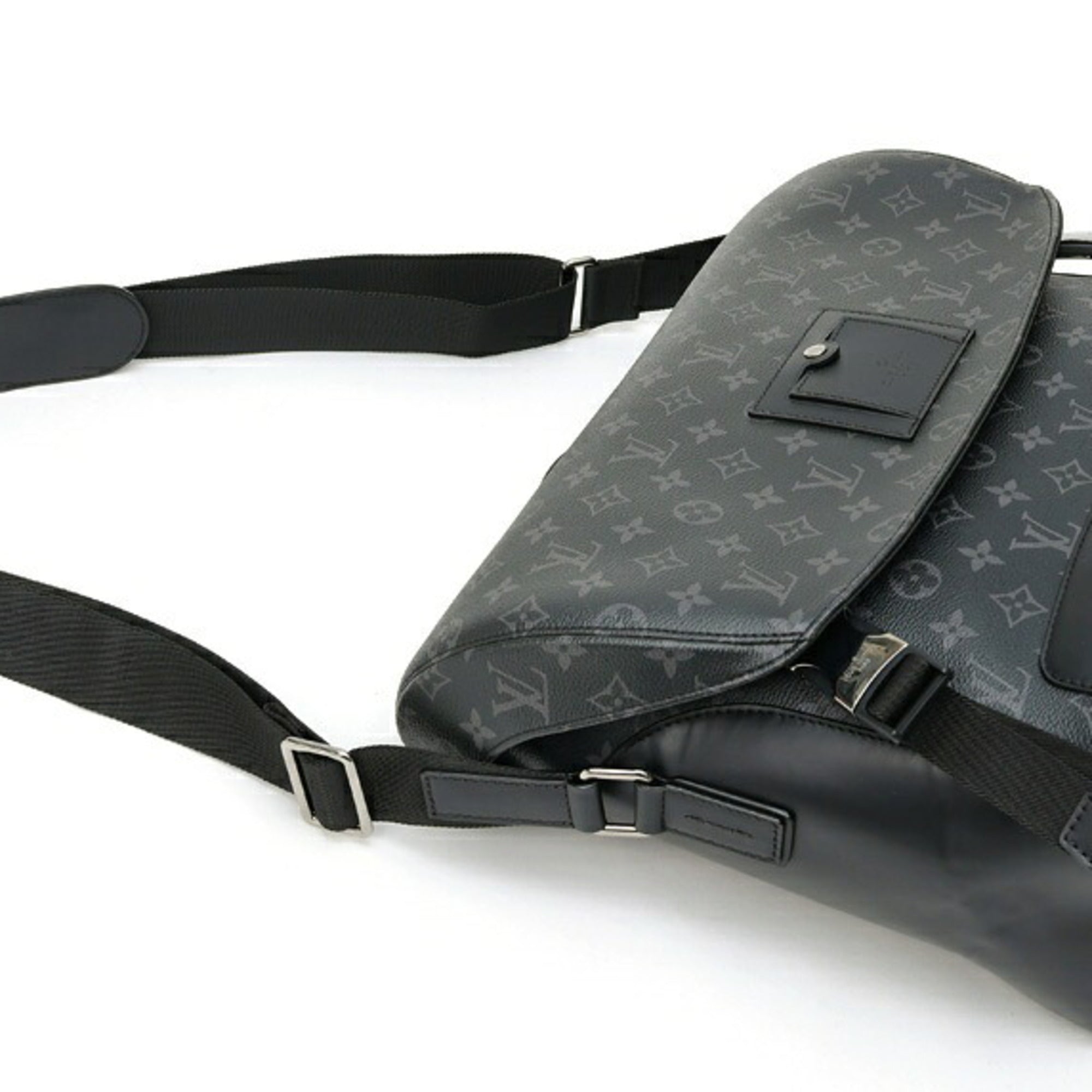 Louis Vuitton Black Monogram Eclipse Monogram Eclipse Handbag Shoulder Bag (Pre-Owned)