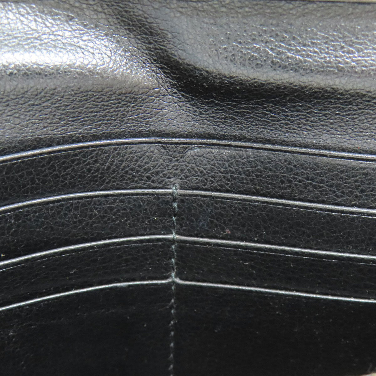 Prada Black Leather Long Wallet (Bi-Fold) (Pre-Owned)
