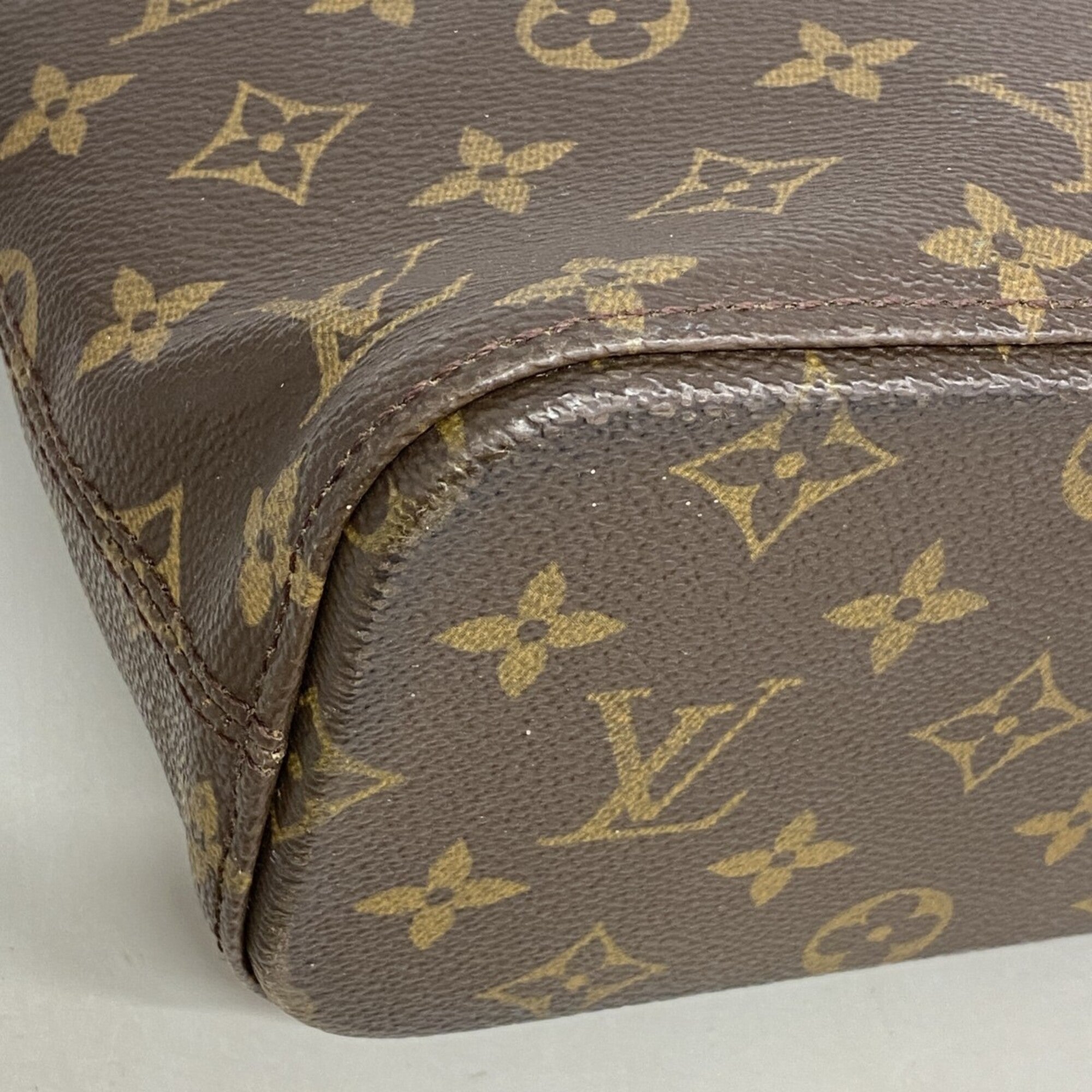 Louis Vuitton Brown Tote Bag (Pre-Owned)