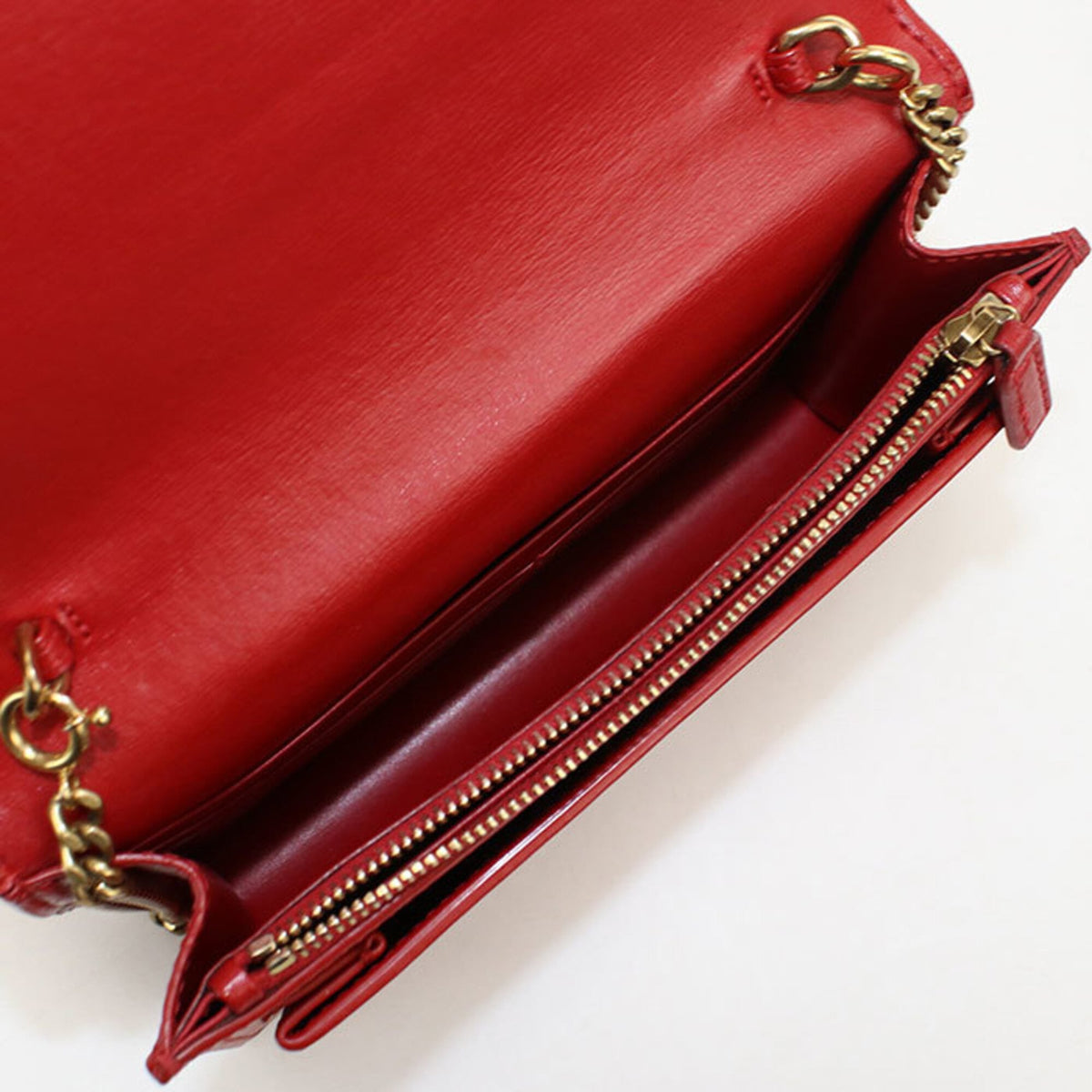 Saint Laurent Red Color Leather Shoulder Bag (Pre-Owned)