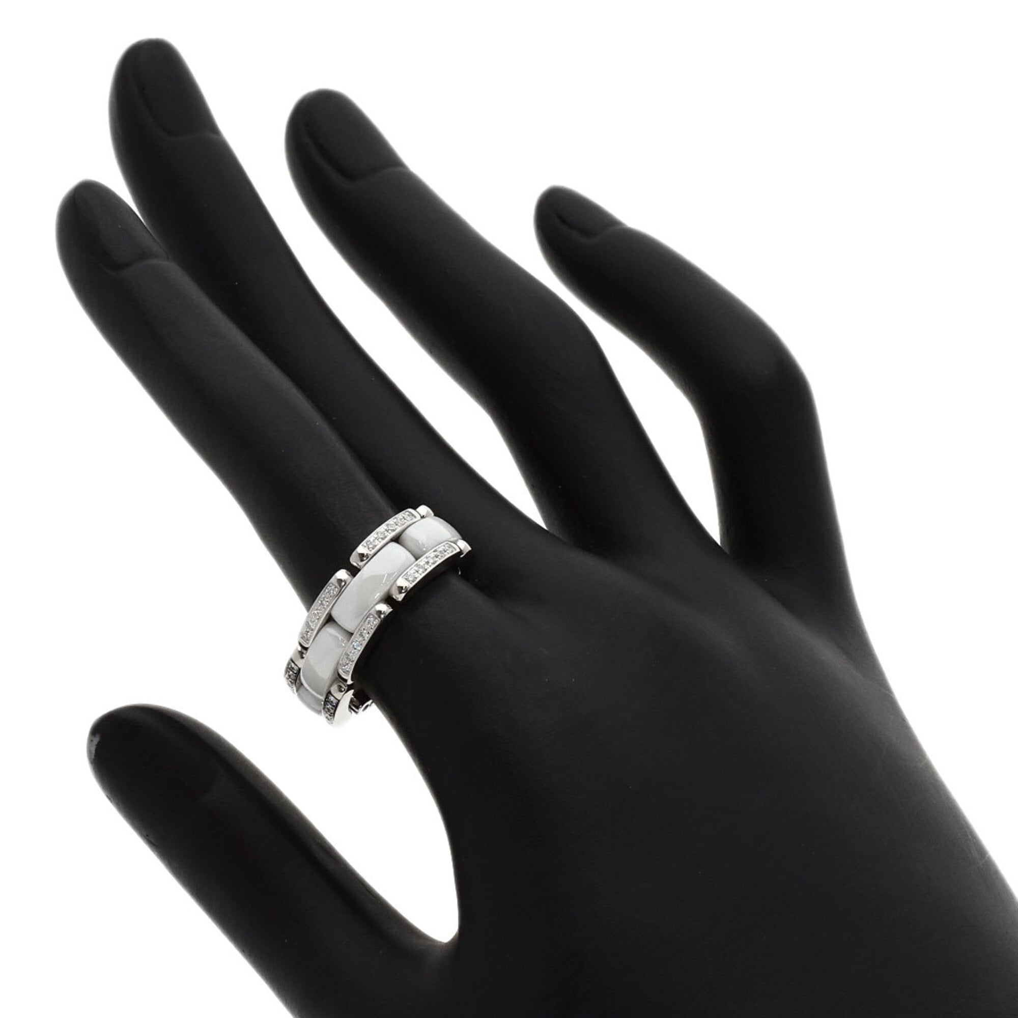 Chanel White Gold (18K) Band Ring (Pre-Owned)
