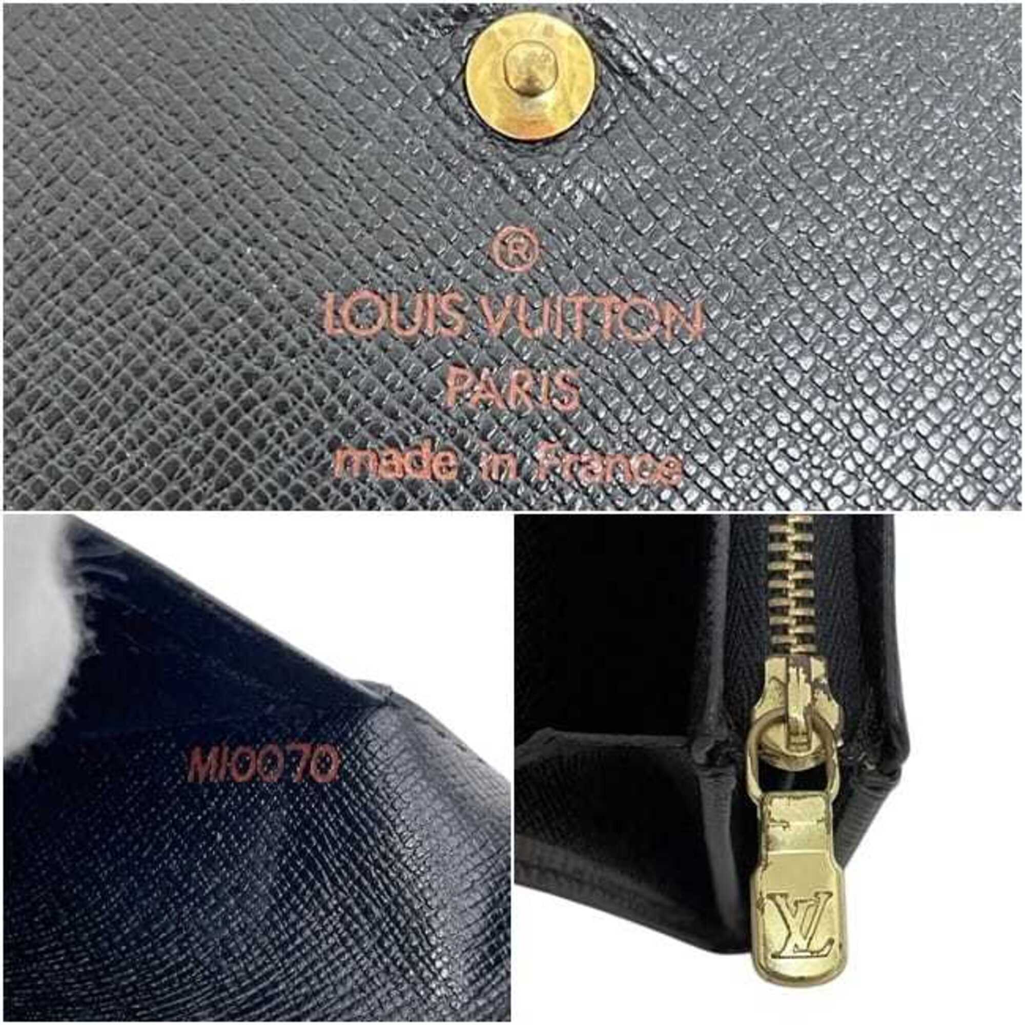Louis Vuitton Black Noir Epi Leather Wallet (Bi-Fold) (Pre-Owned)