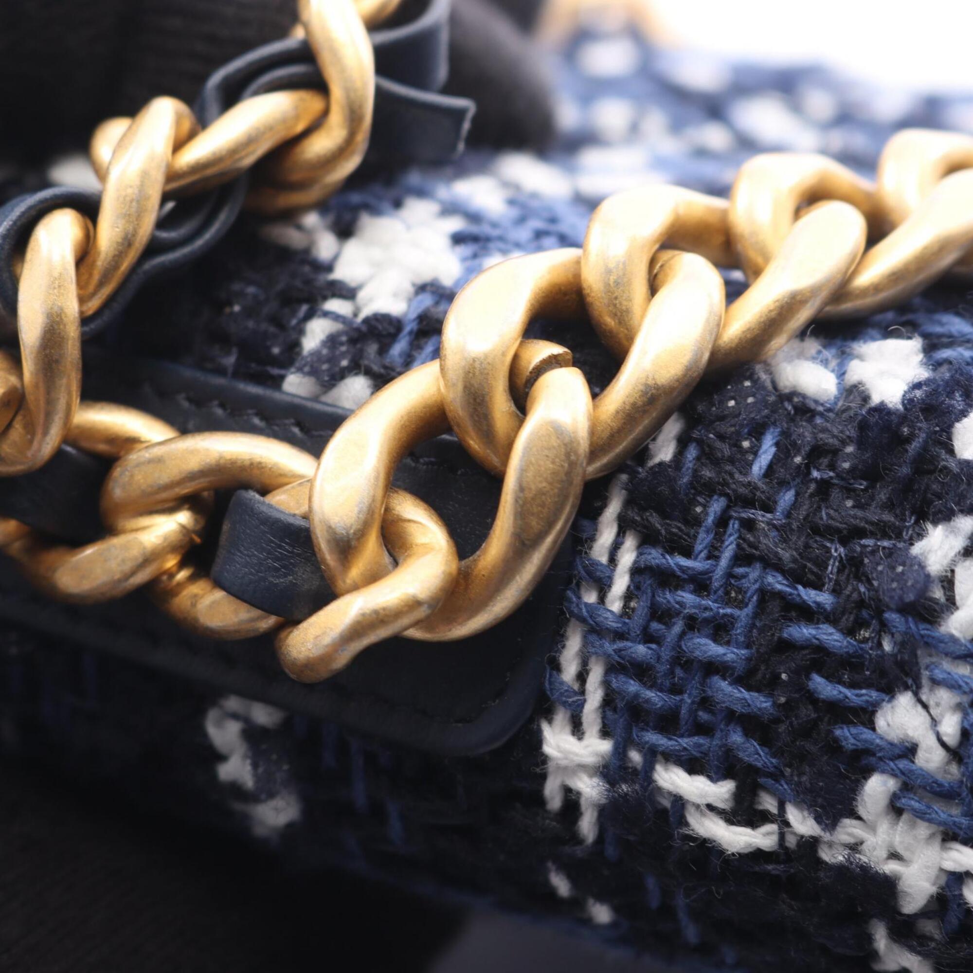 Chanel Black Blue White Fabric Handbag Shoulder Bag (Pre-Owned)