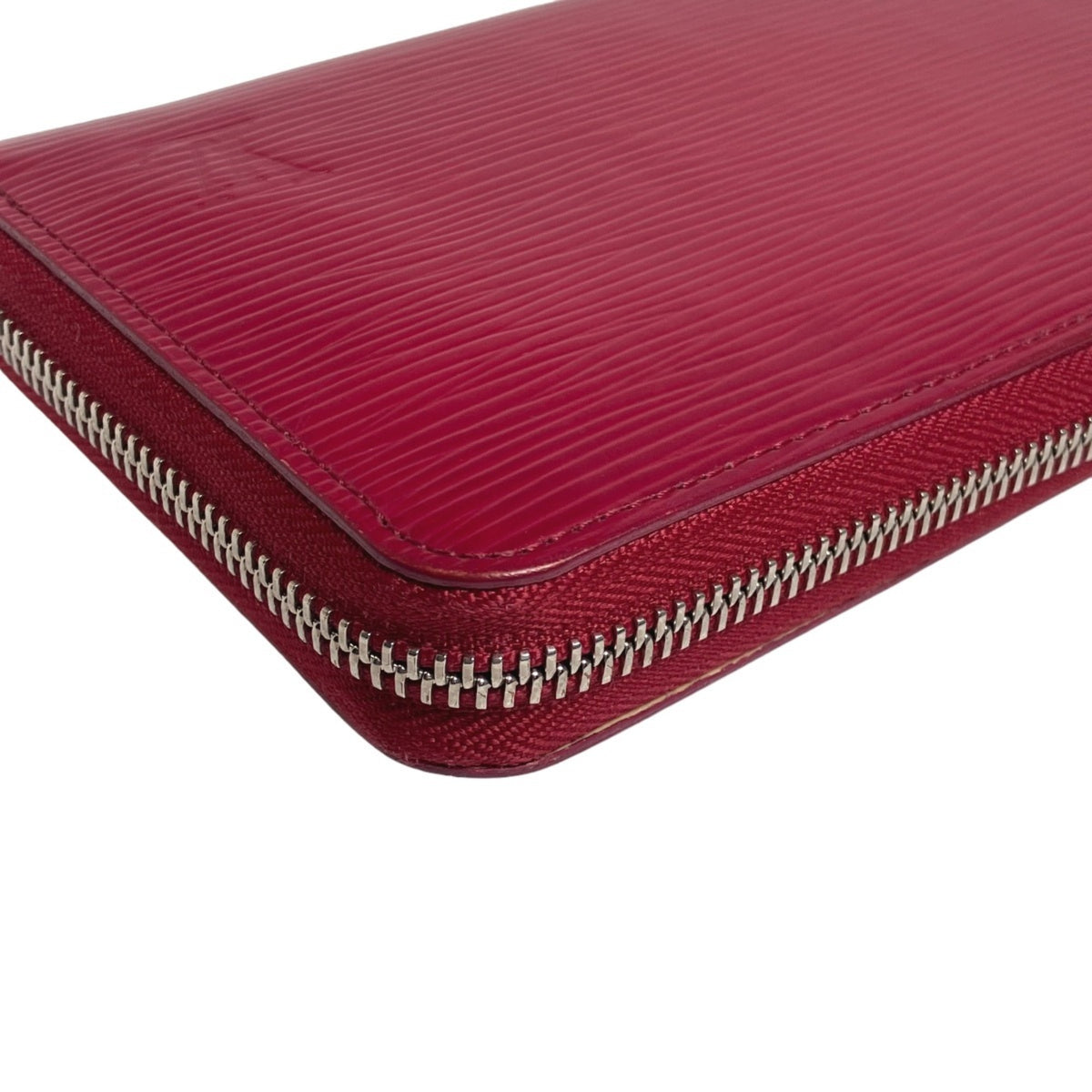 Louis Vuitton Fuchsia Epi Leather Long Wallet (Bi-Fold) (Pre-Owned)
