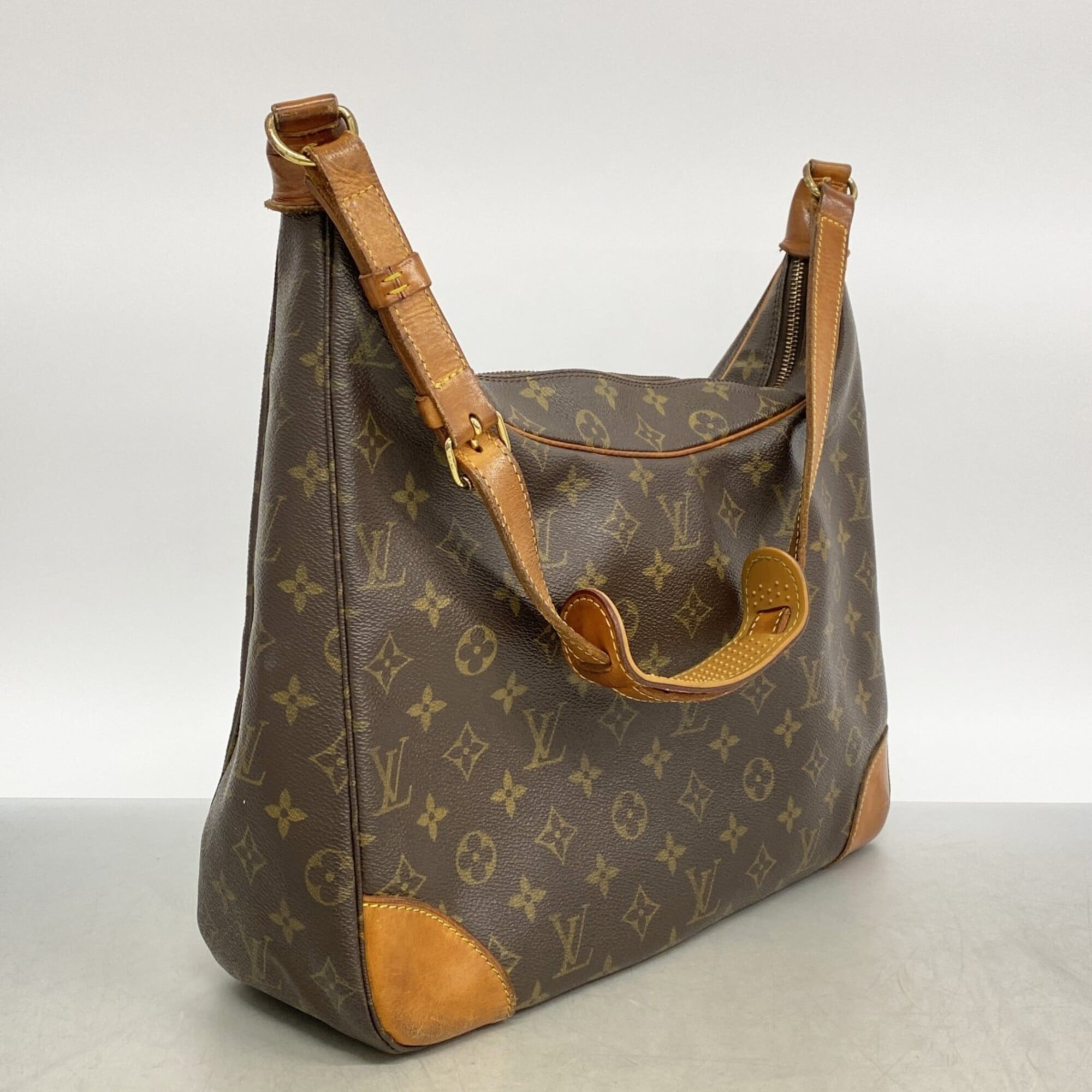 Louis Vuitton Brown Shoulder Bag (Pre-Owned)