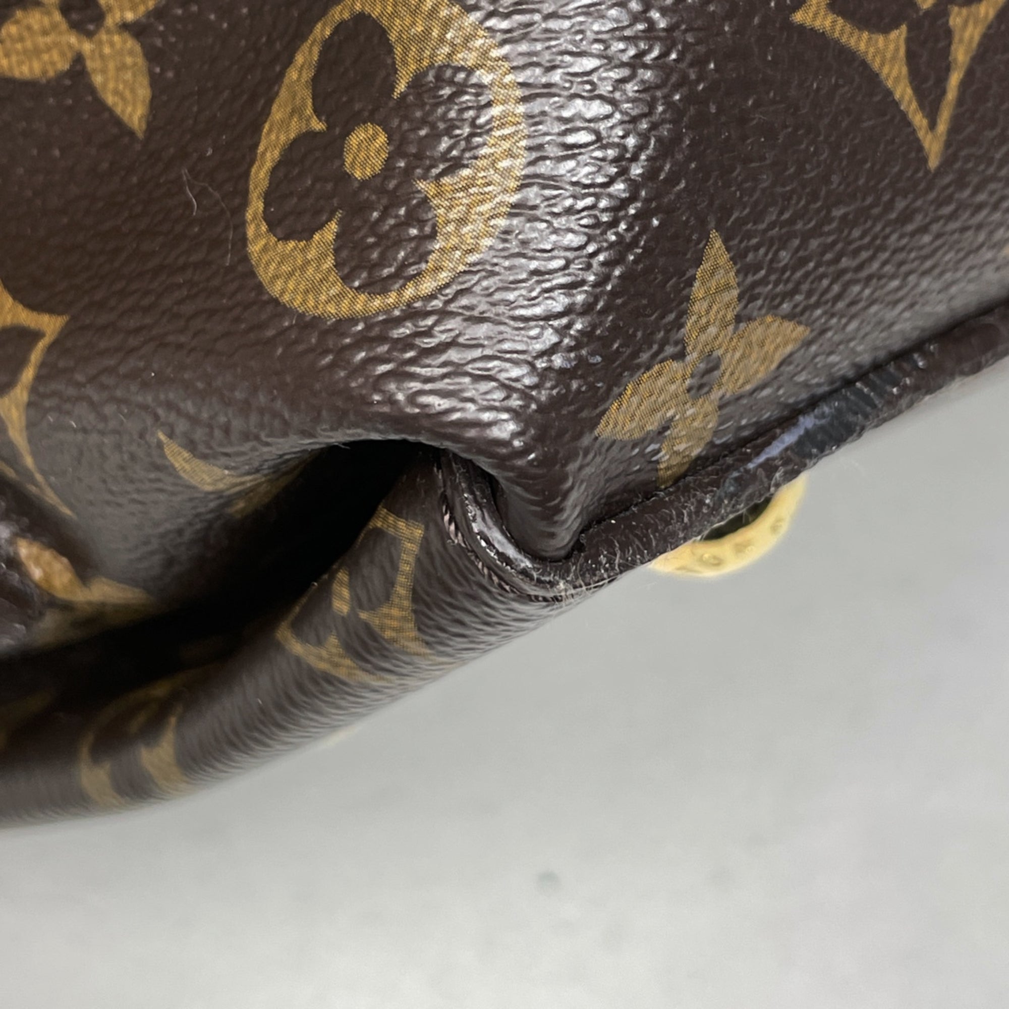 Louis Vuitton Monogram Brown Monogram Shoulder Bag (Pre-Owned)
