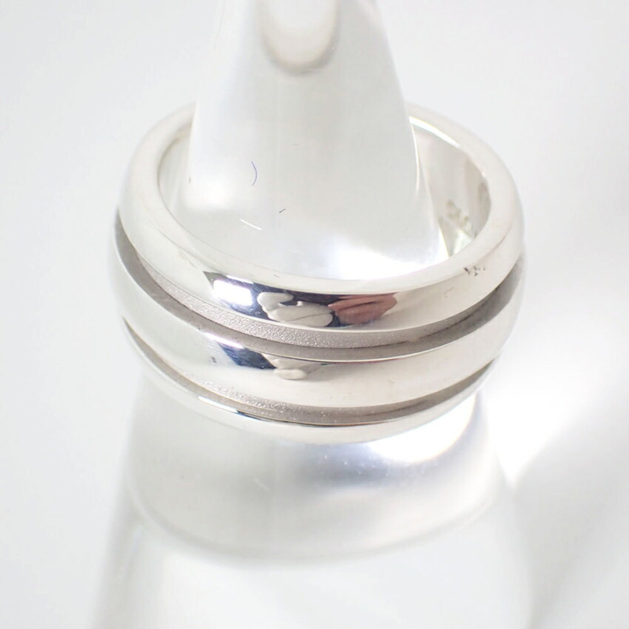 Tiffany Silver Sterling Silver 925 Band Ring (Pre-Owned)