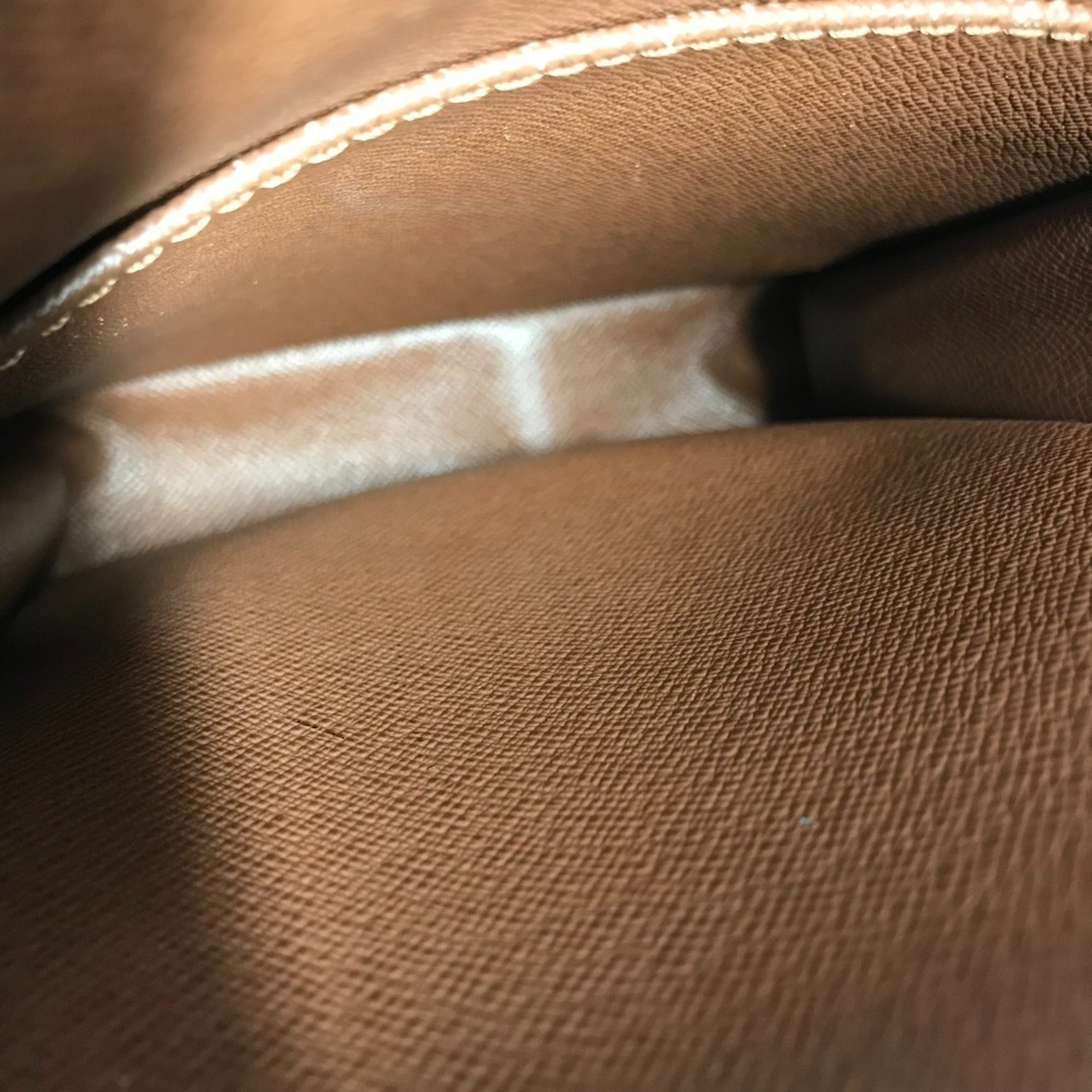 Louis Vuitton Brown Monogram Canvas Pochette Shoulder Bag (Pre-Owned)