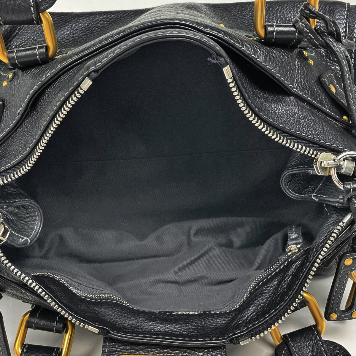Chloé Black Leather Handbag (Pre-Owned)