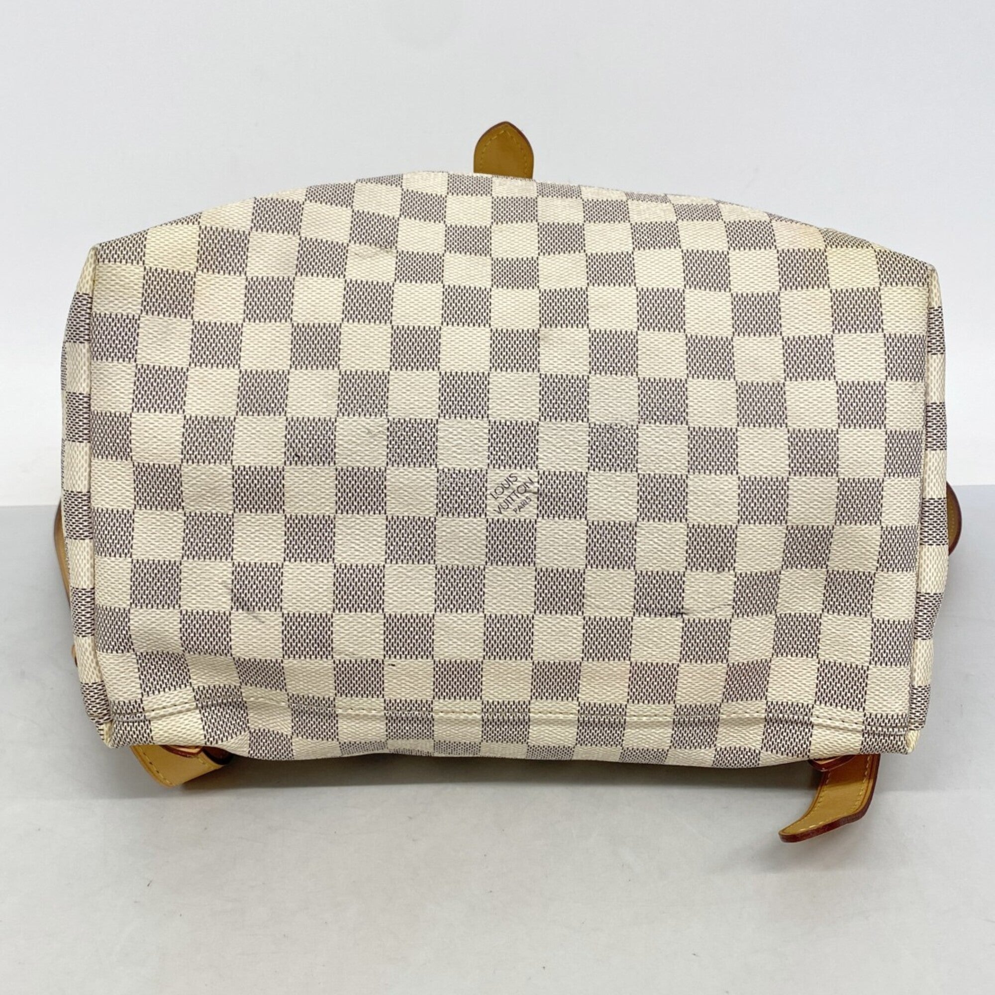 Louis Vuitton White Backpack (Pre-Owned)