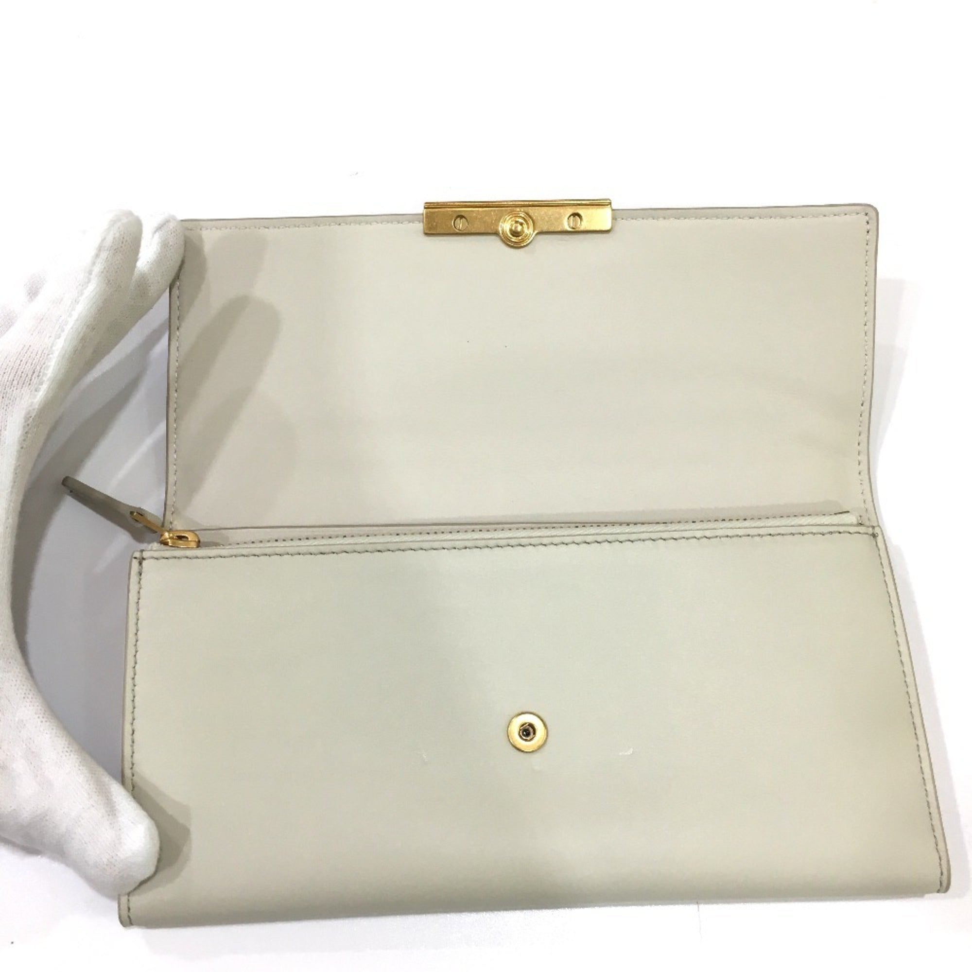 Bottega Veneta Off-White Leather Long Wallet (Tri-Fold) (Pre-Owned)