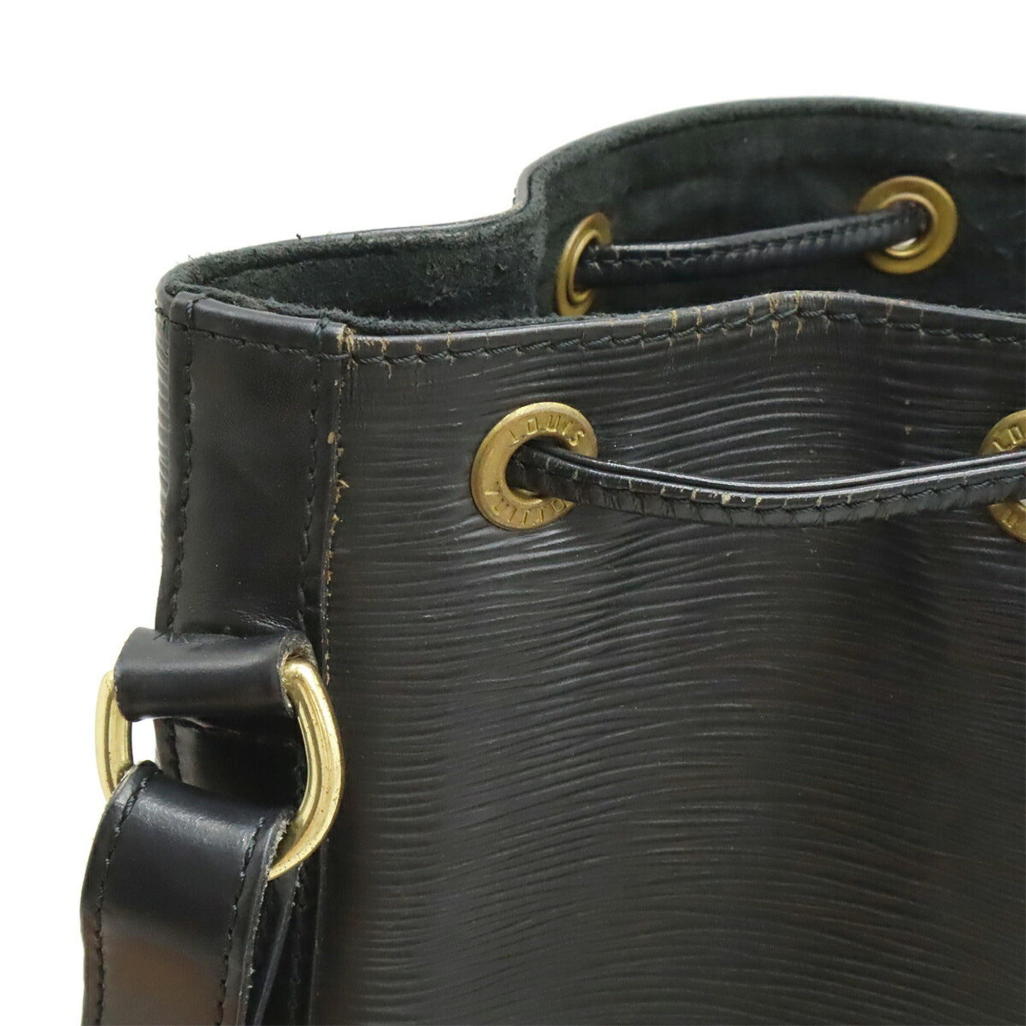 Louis Vuitton Black Noir Epi Leather Shoulder Bag (Pre-Owned)