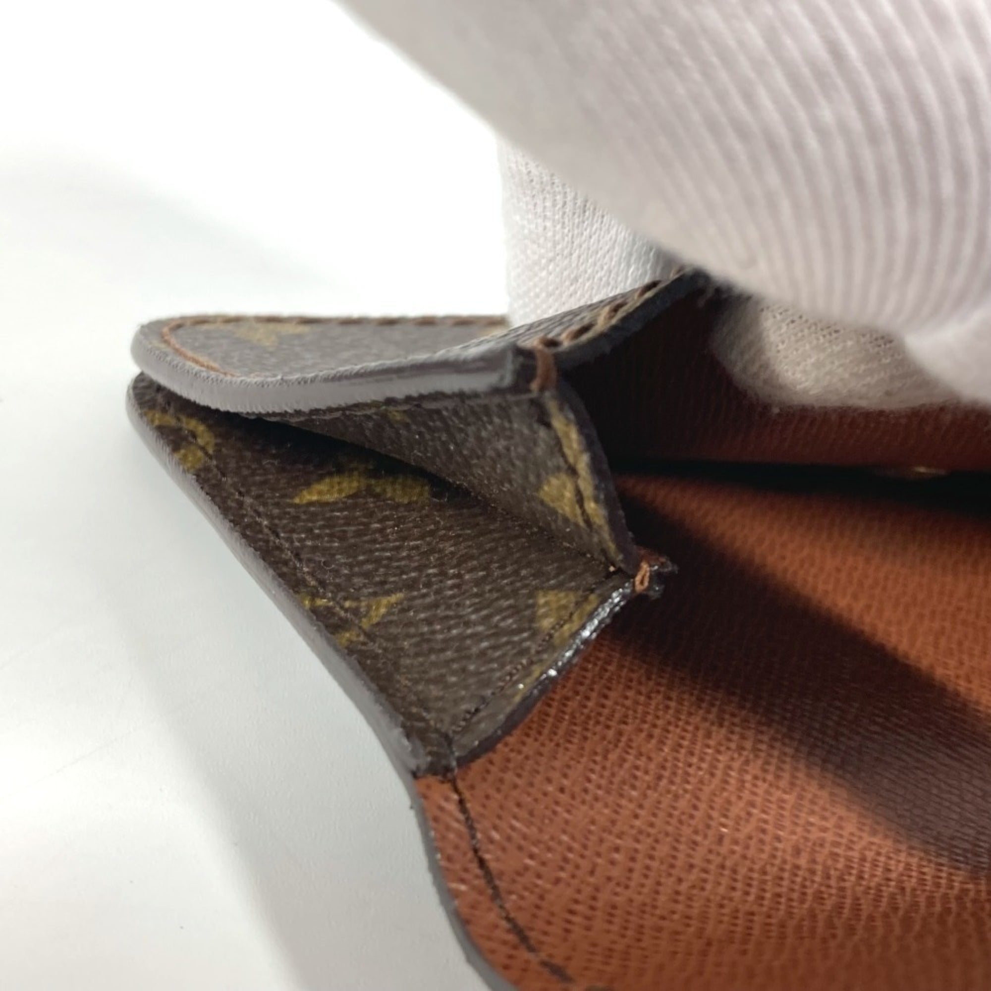 Louis Vuitton Brown Monogram Pouch (Pre-Owned)