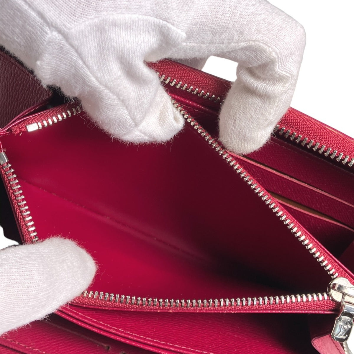 Louis Vuitton Fuchsia Epi Leather Long Wallet (Bi-Fold) (Pre-Owned)