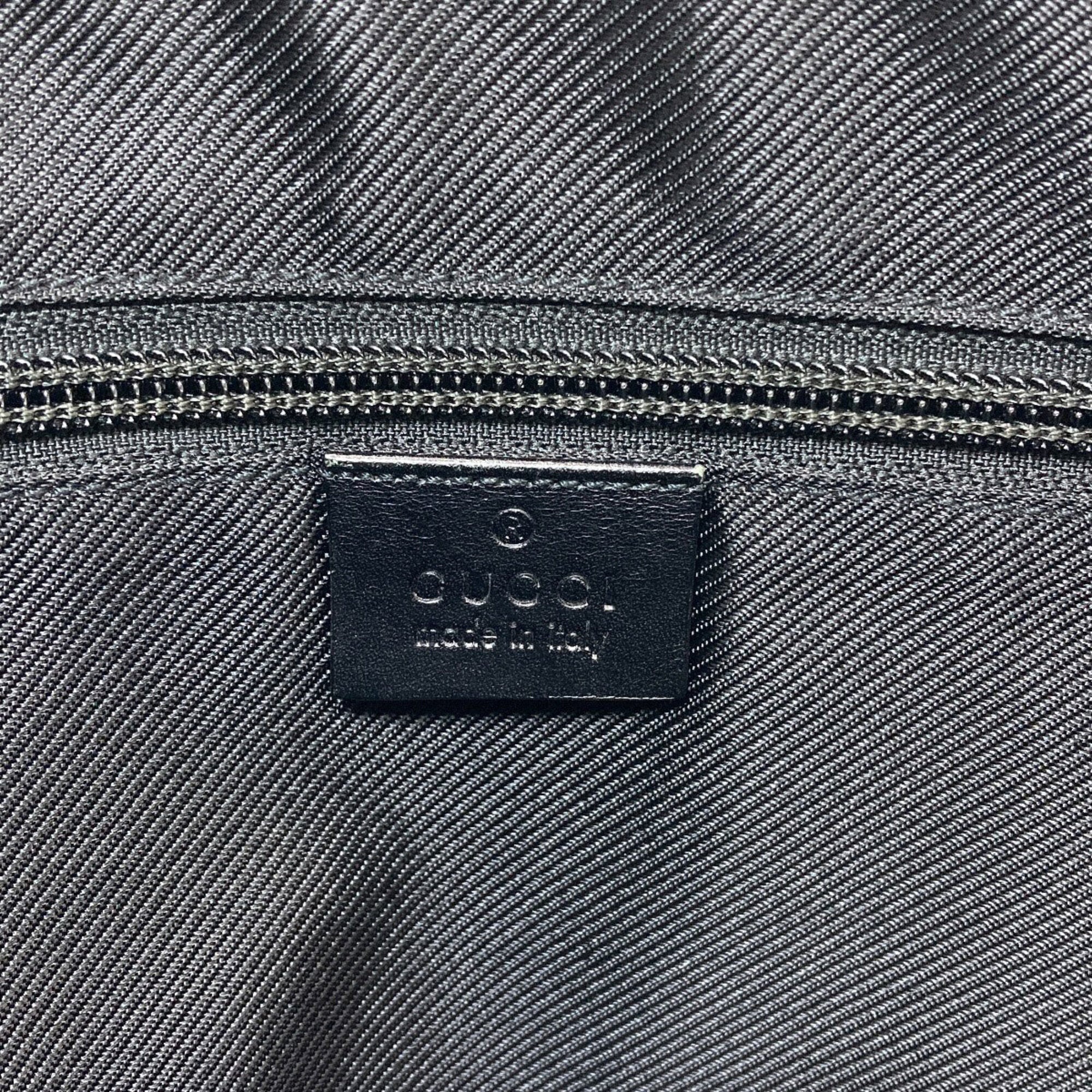 Gucci Black Nylon Canvas Shoulder Bag (Pre-Owned)