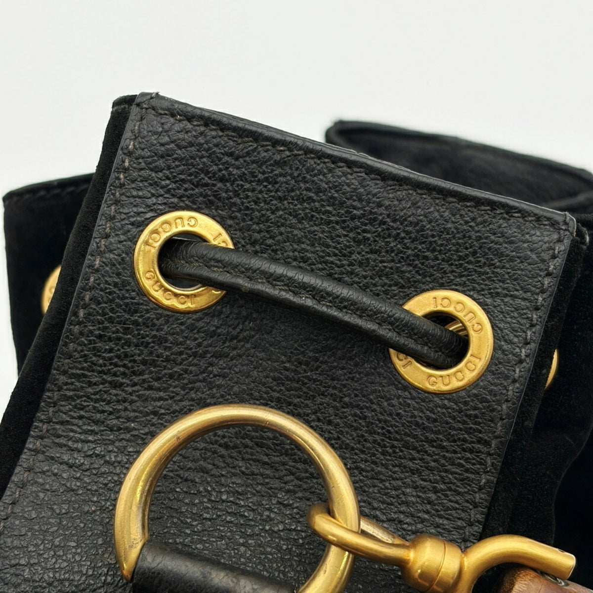Gucci Black Bamboo Suede Leather Shoulder Bag (Pre-Owned)