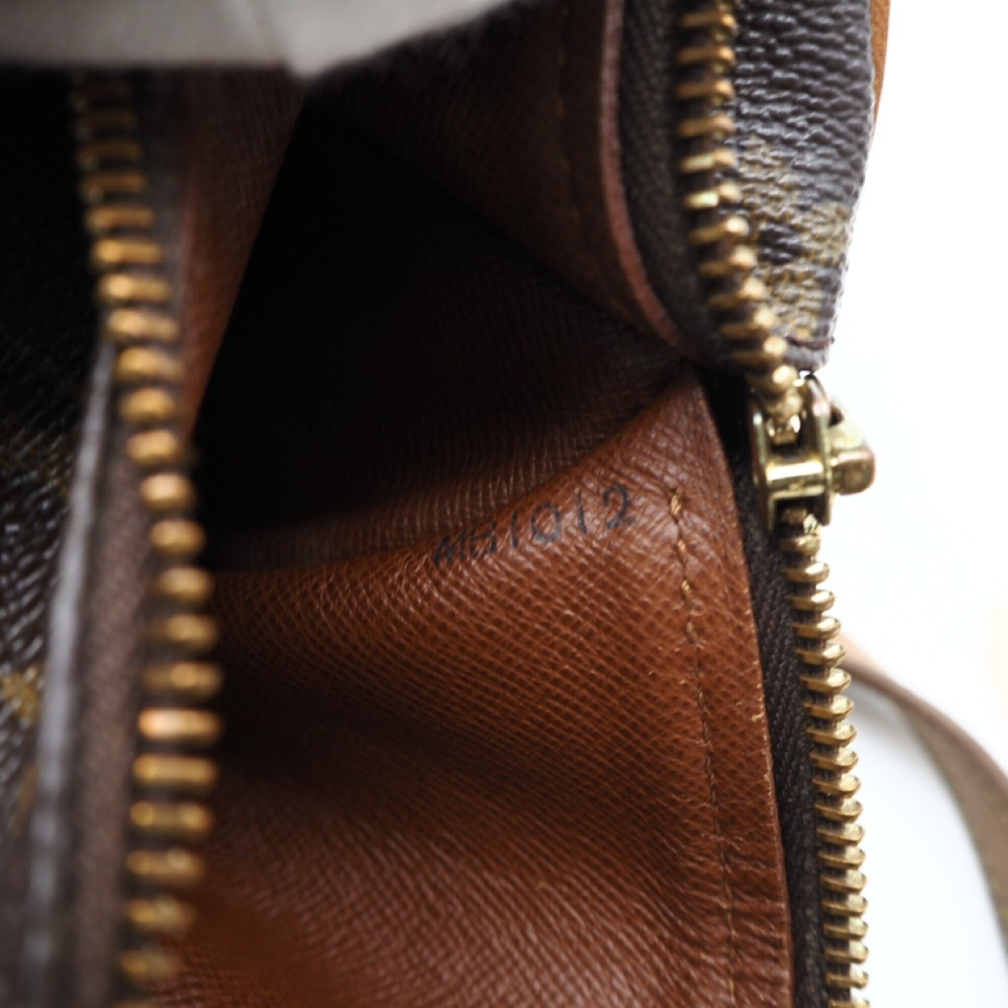 Louis Vuitton Monogram Brown Coated Canvas Leather Handbag (Pre-Owned)