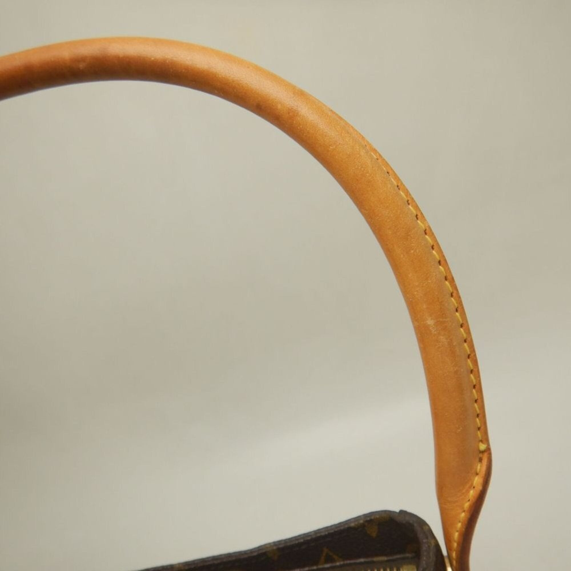 Louis Vuitton Brown Monogram Monogram Shoulder Bag (Pre-Owned)