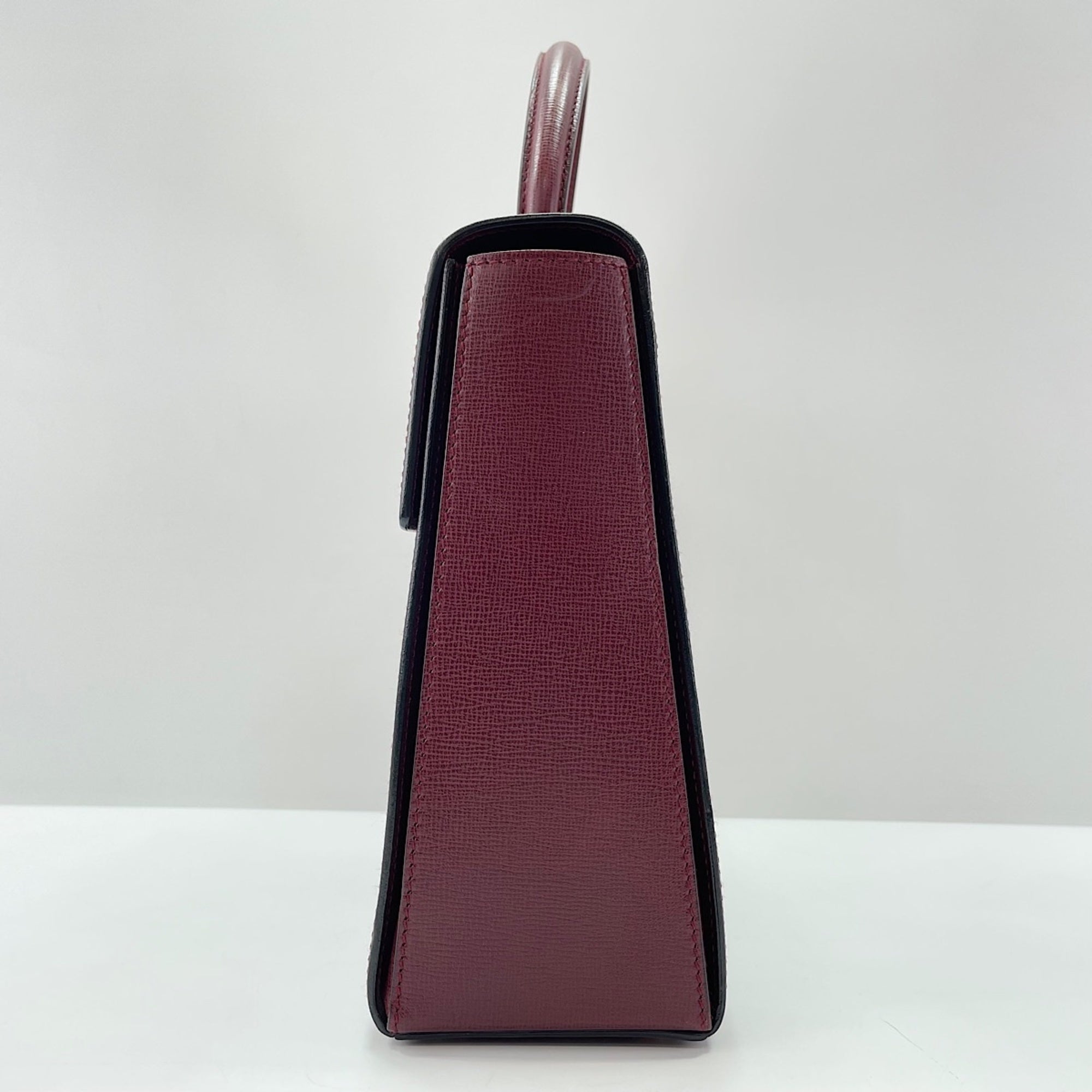 Cartier Wine Red Handbag (Pre-Owned)