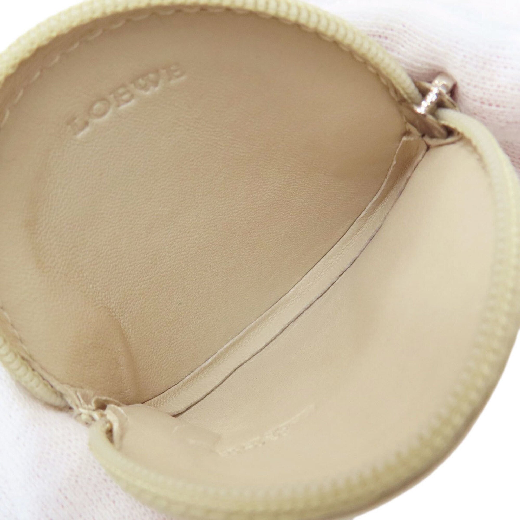 Loewe Beige Leather Coin Purse/Coin Case (Pre-Owned)