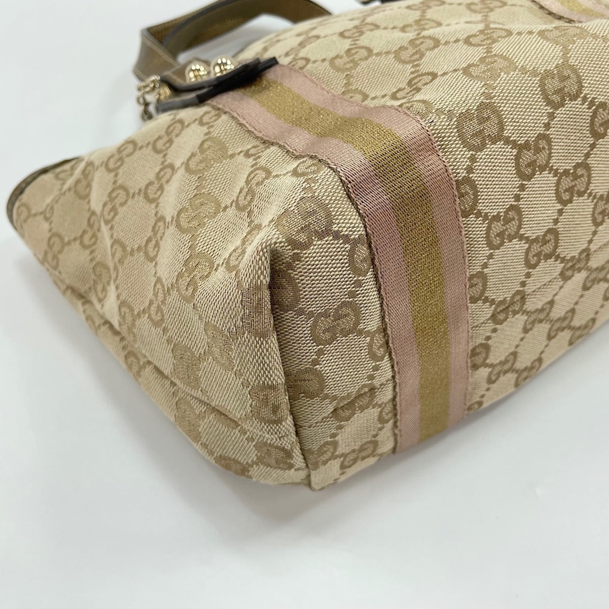 Gucci Sherry Line Beige Handbag (Pre-Owned)